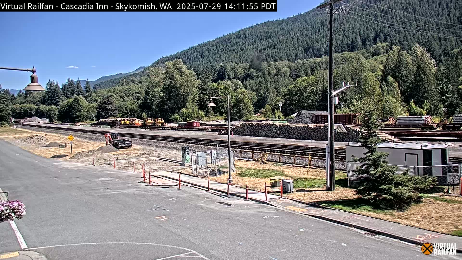 Skykomish Village Railroad Live Cam - Skykomish, King, Washington, USA