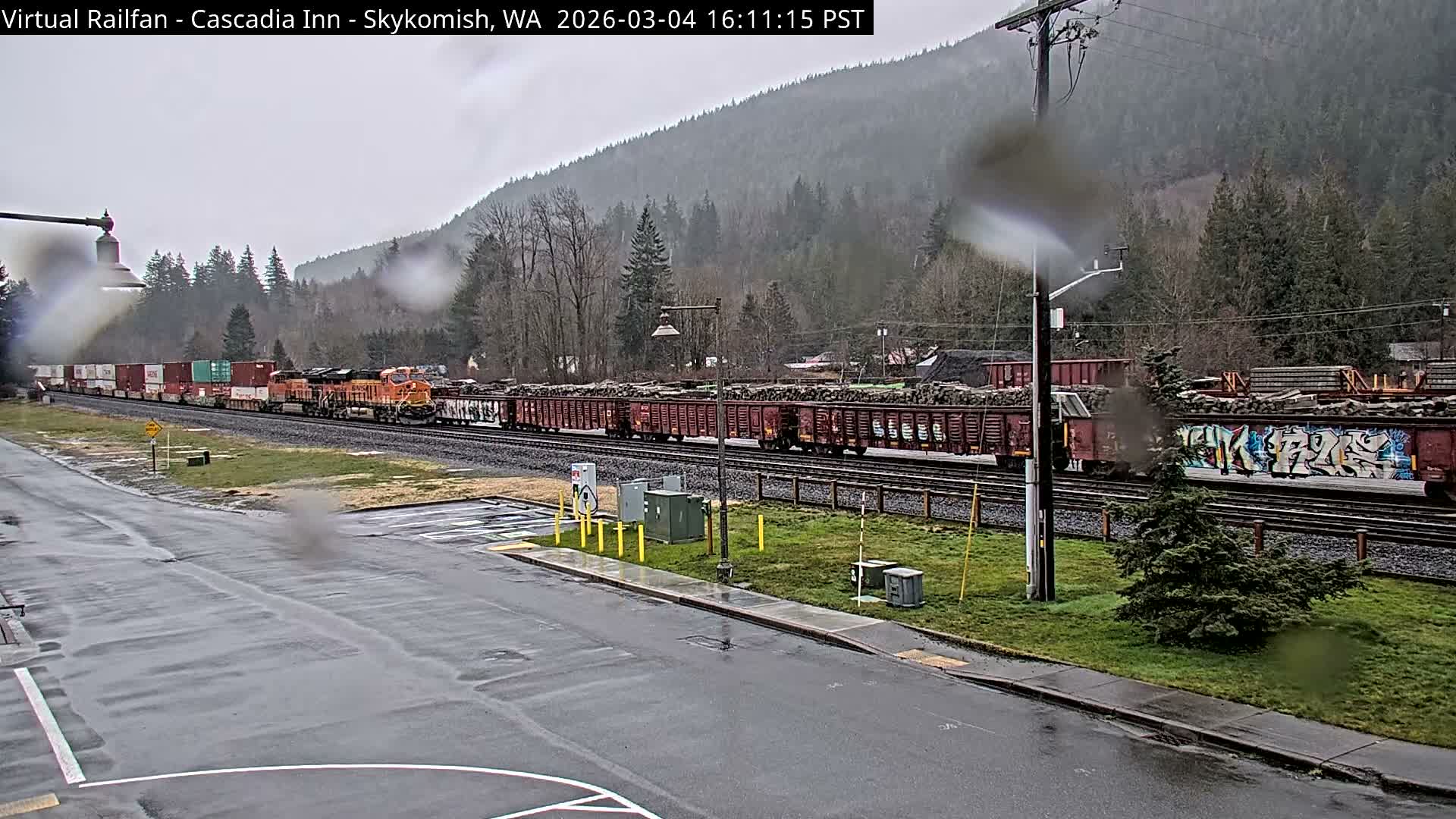 Skykomish Village Railroad Live Cam - Skykomish, King, Washington, USA
