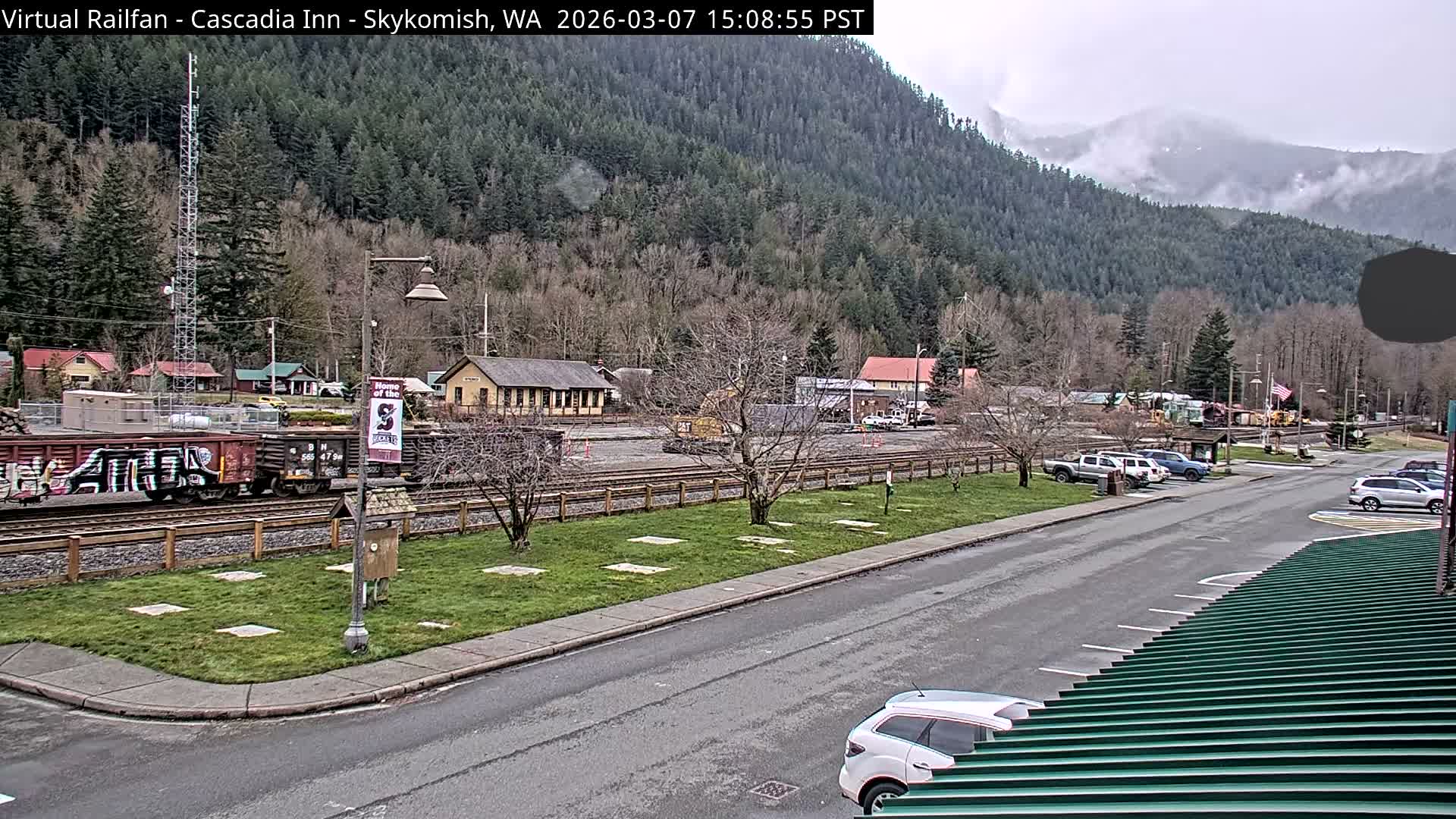 Skykomish Village Railroad Live Cam - Skykomish, King, Washington, USA