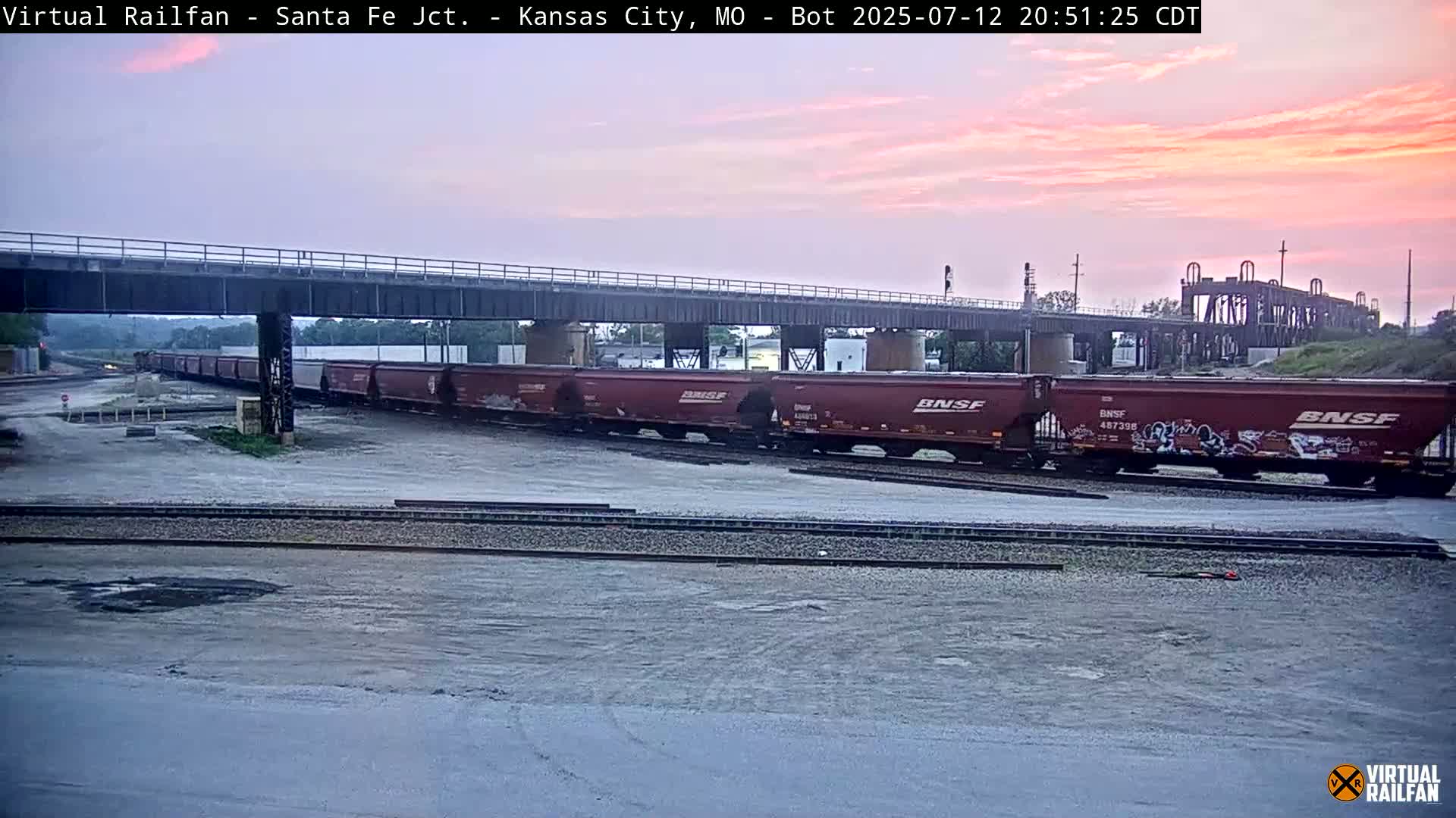 Kansas City Santa Fe Railway Junction Live Cam - Kansas City, Jackson, Missouri, USA 