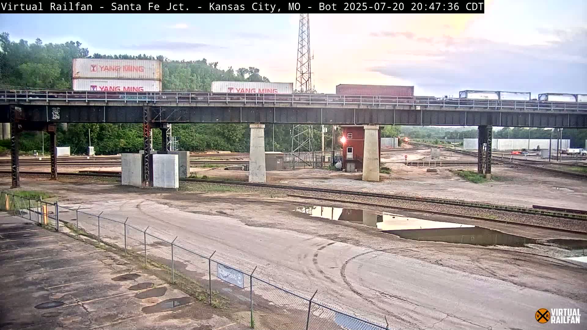 Kansas City Santa Fe Railway Junction Live Cam - Kansas City, Jackson, Missouri, USA 