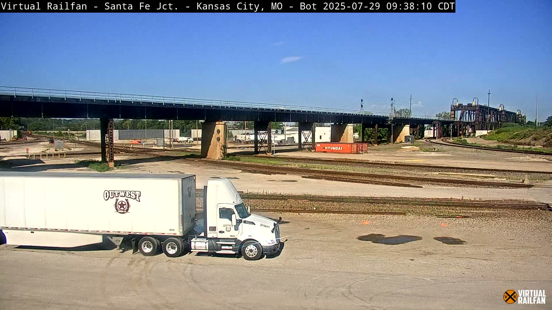Kansas City Santa Fe Railway Junction Live Cam - Kansas City, Jackson, Missouri, USA 