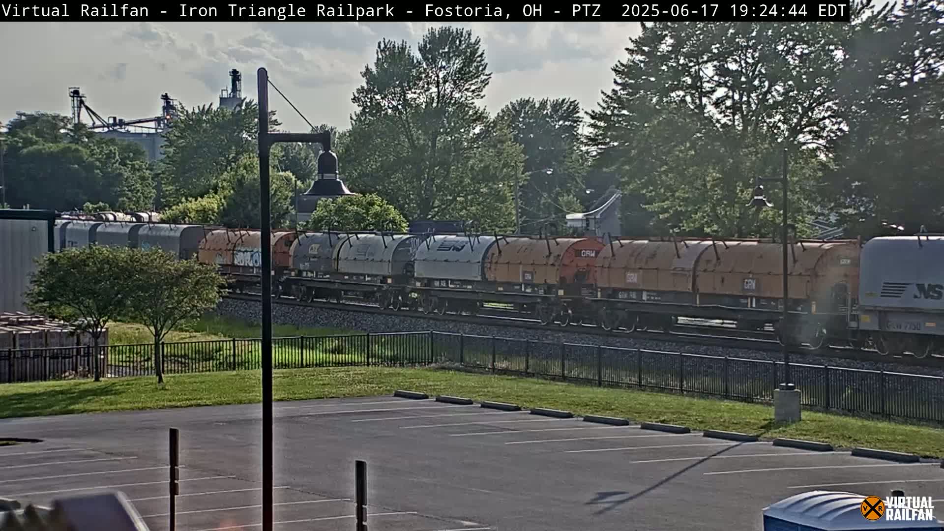 Fostoria Iron Triangle Railpark  & Railroad Crossing Live Cam -Fostoria , Seneca, Ohio, USA