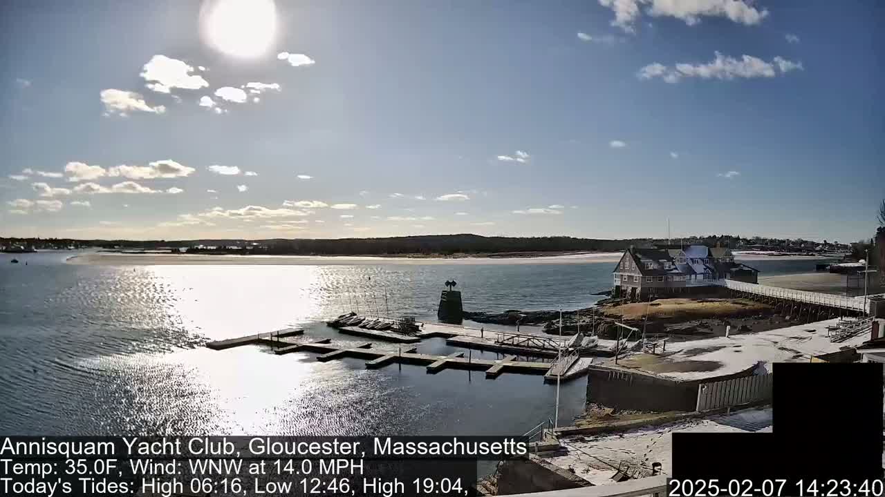 Annisquam Yacht Club Live Cam - Gloucester, Massachusetts, USA 