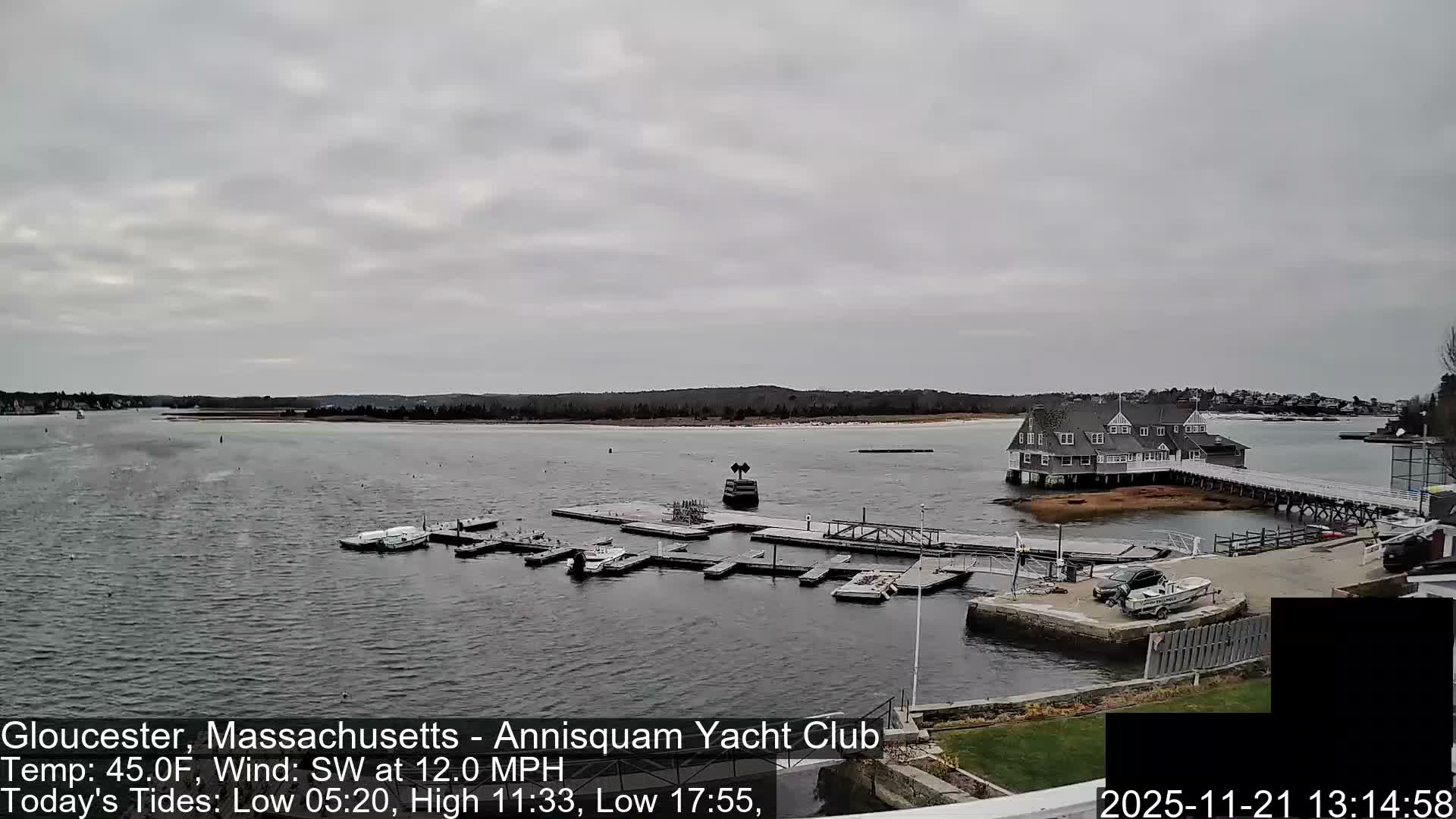 Annisquam Yacht Club Live Cam - Gloucester, Massachusetts, USA 