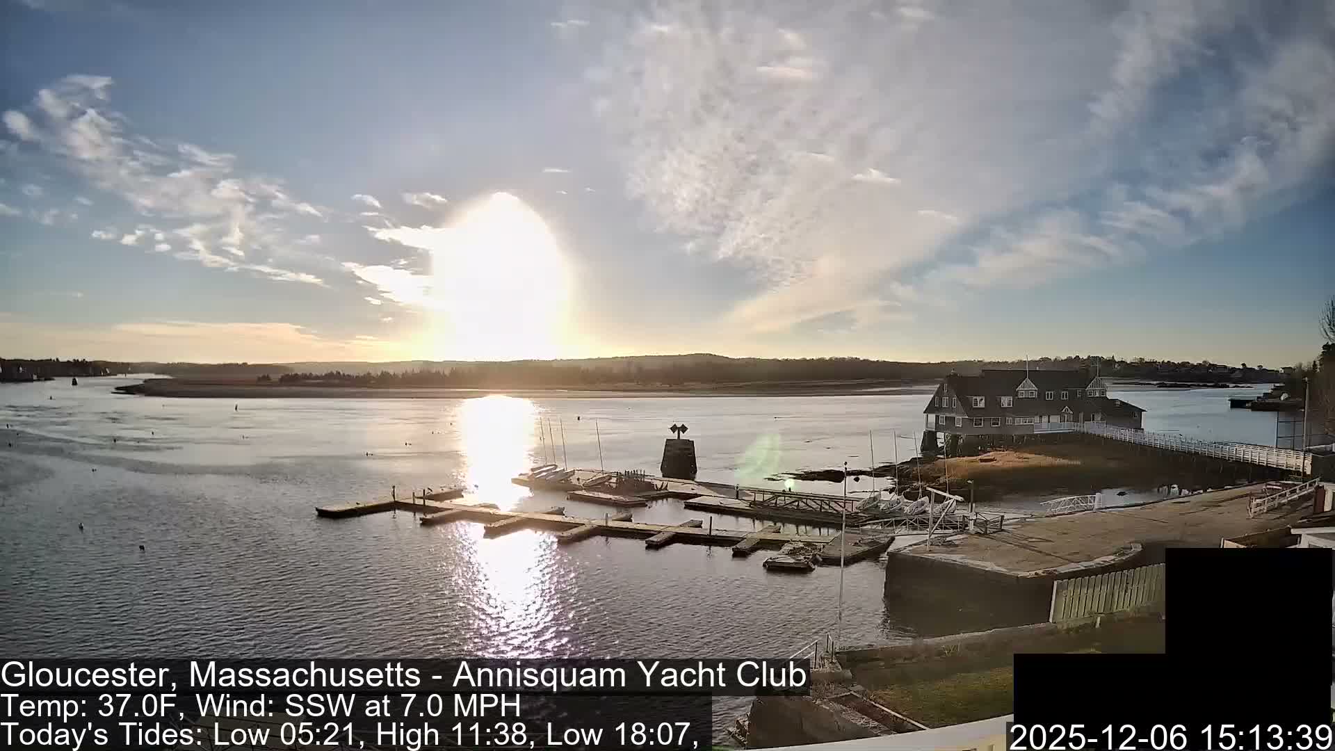 Annisquam Yacht Club Live Cam - Gloucester, Massachusetts, USA 