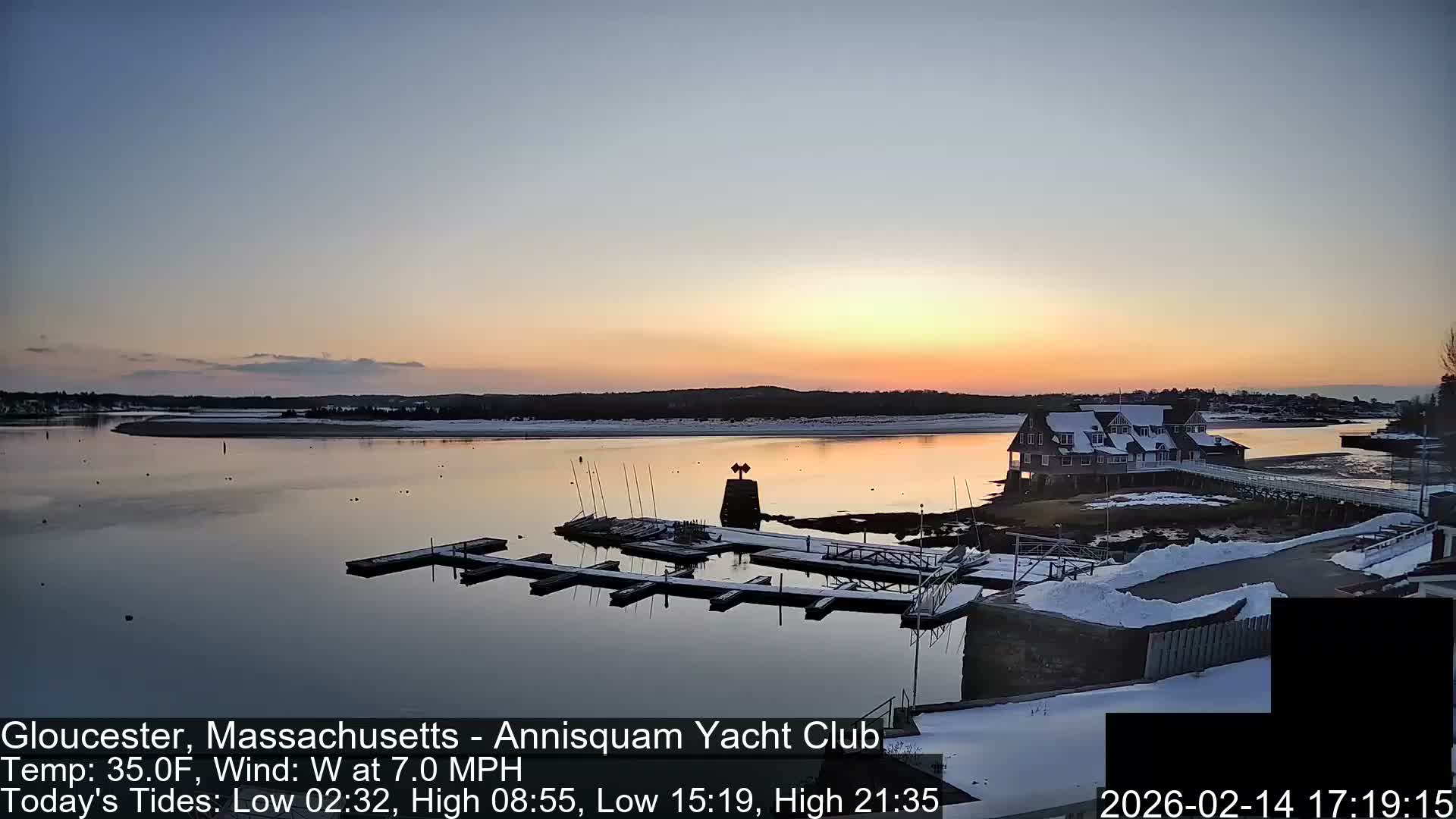 Annisquam Yacht Club Live Cam - Gloucester, Massachusetts, USA 