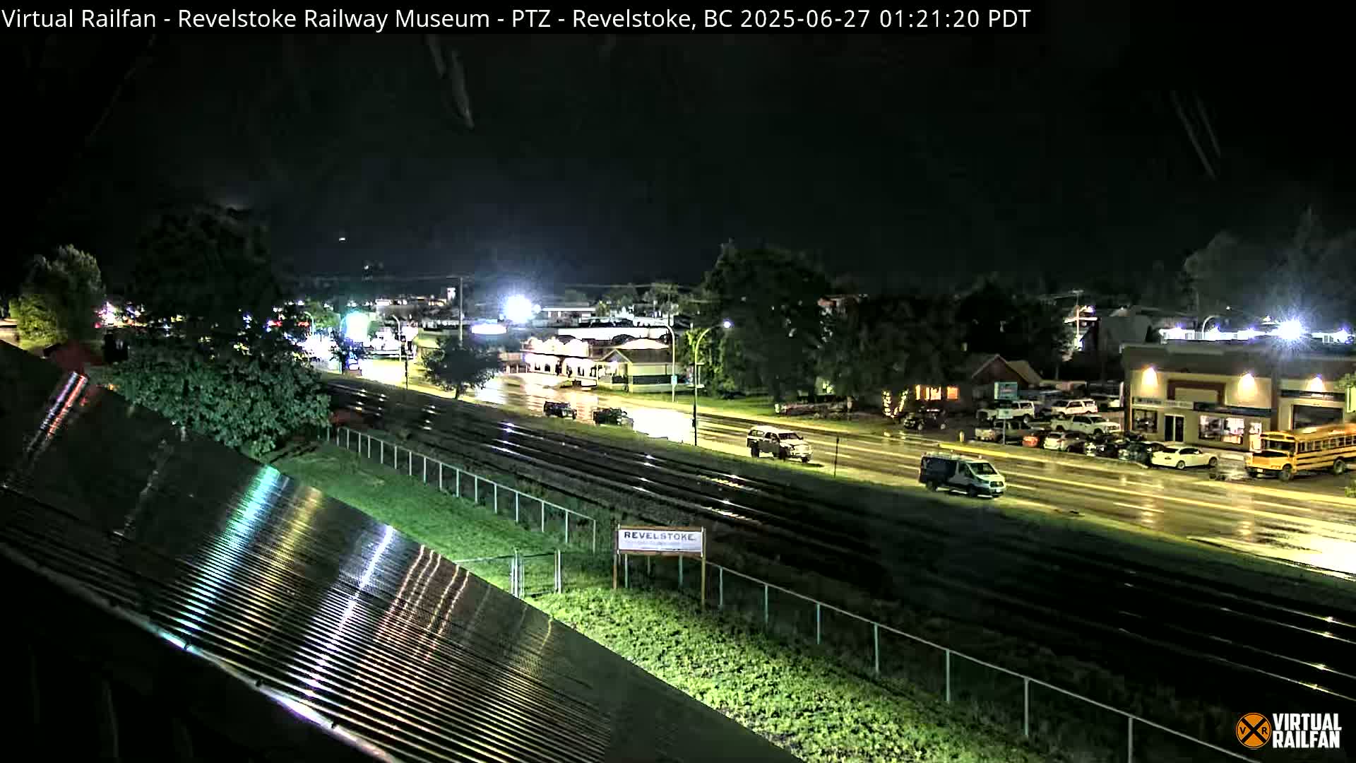 Revelstoke City & Canadian Pacific Railway Railroad Crossing Live Cam - Revelstoke, Columbia-Shuswap, British Columbia, Canada  PTZ | Virtual Railfan LIVE ! 2025-03-18 12:14