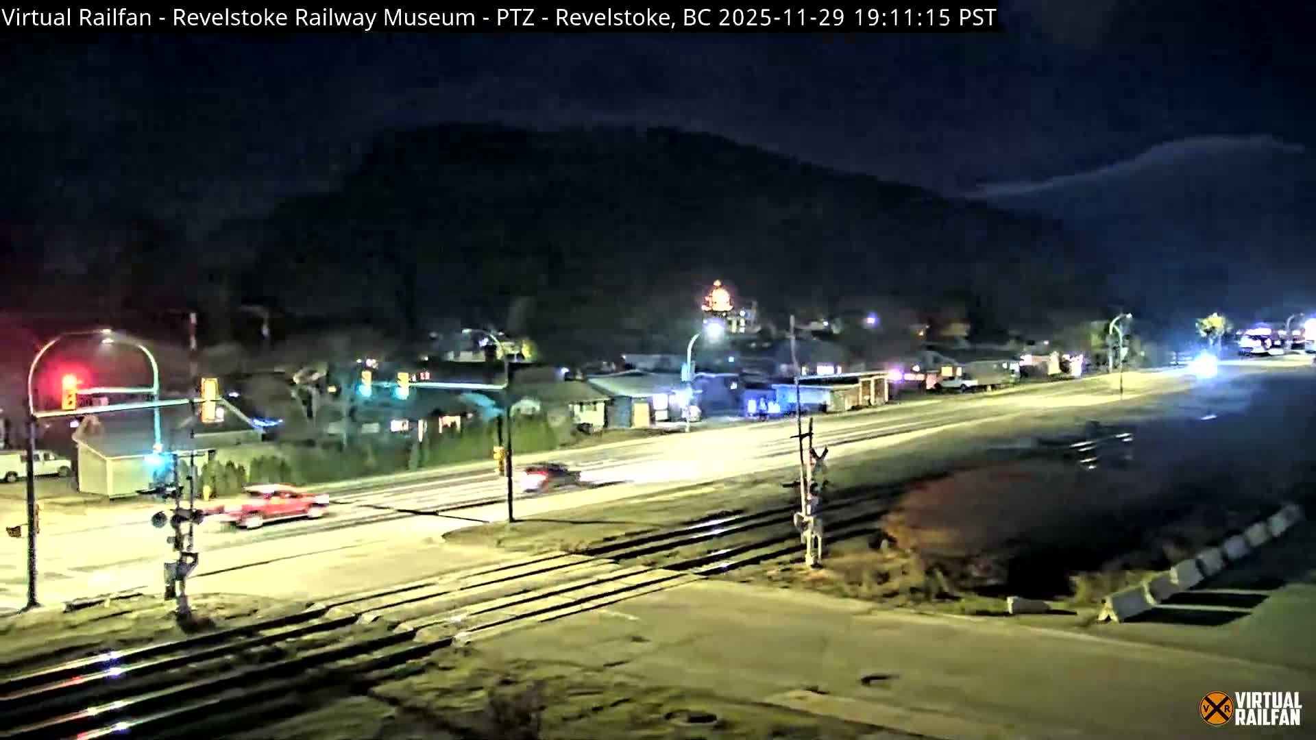 Revelstoke City & Canadian Pacific Railway Railroad Crossing Live Cam - Revelstoke, Columbia-Shuswap, British Columbia, Canada  PTZ | Virtual Railfan LIVE ! 2025-03-18 12:14