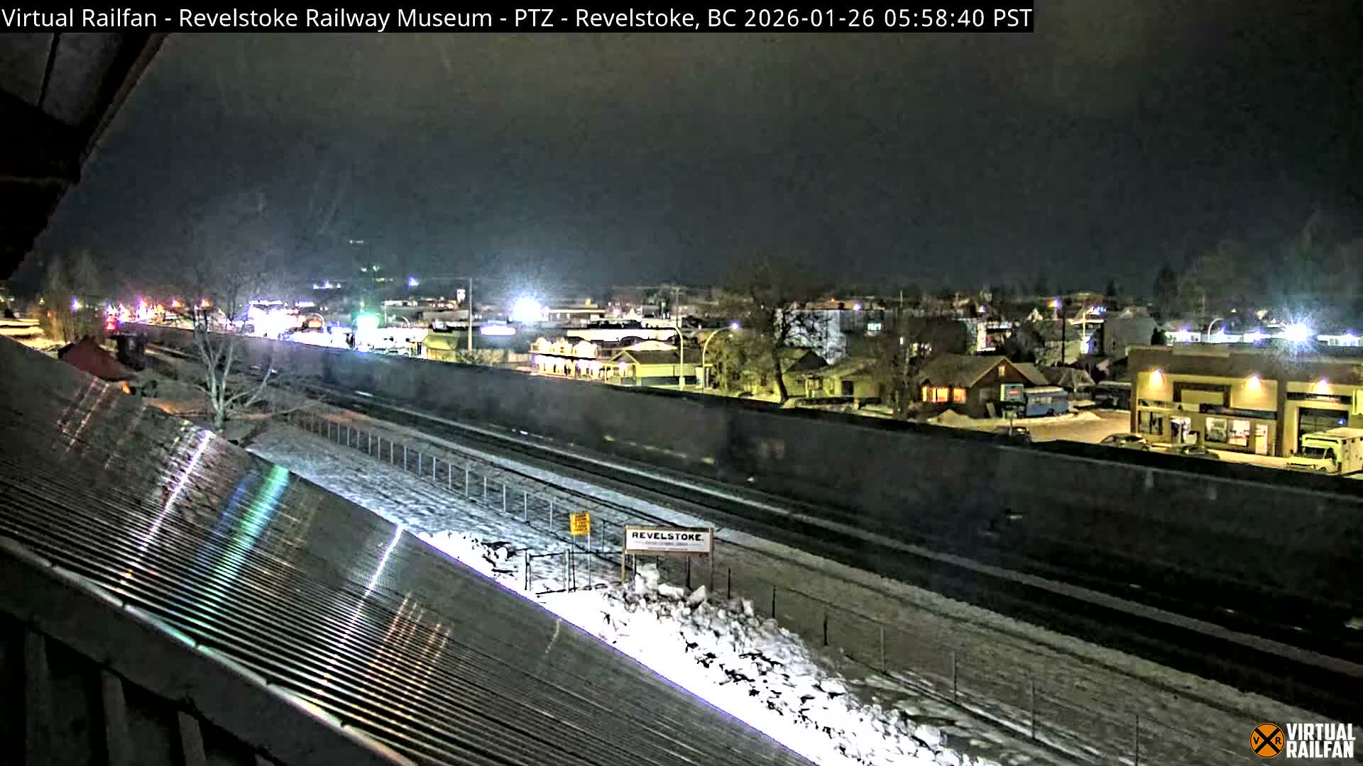 Revelstoke City & Canadian Pacific Railway Railroad Crossing Live Cam - Revelstoke, Columbia-Shuswap, British Columbia, Canada  PTZ | Virtual Railfan LIVE ! 2025-03-18 12:14