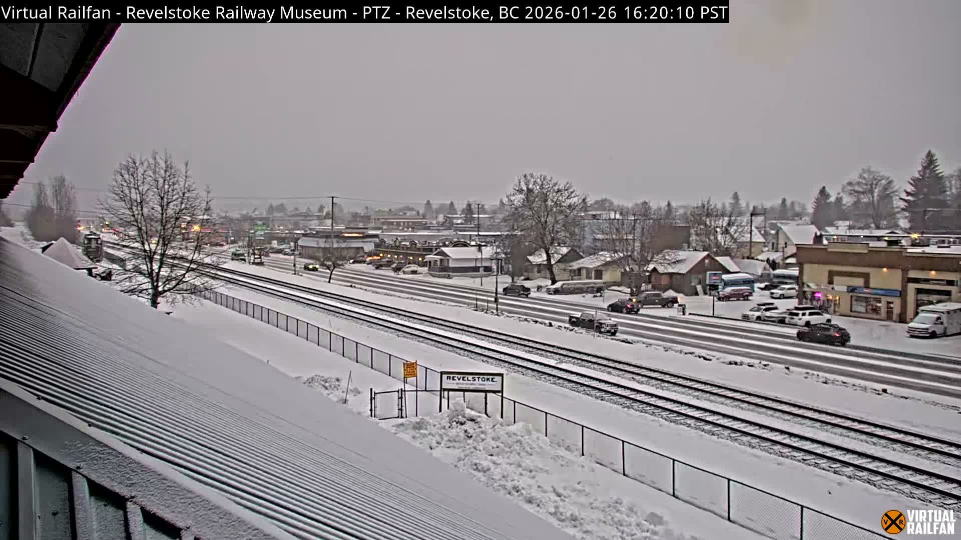 Revelstoke City & Canadian Pacific Railway Railroad Crossing Live Cam - Revelstoke, Columbia-Shuswap, British Columbia, Canada  PTZ | Virtual Railfan LIVE ! 2025-03-18 12:14
