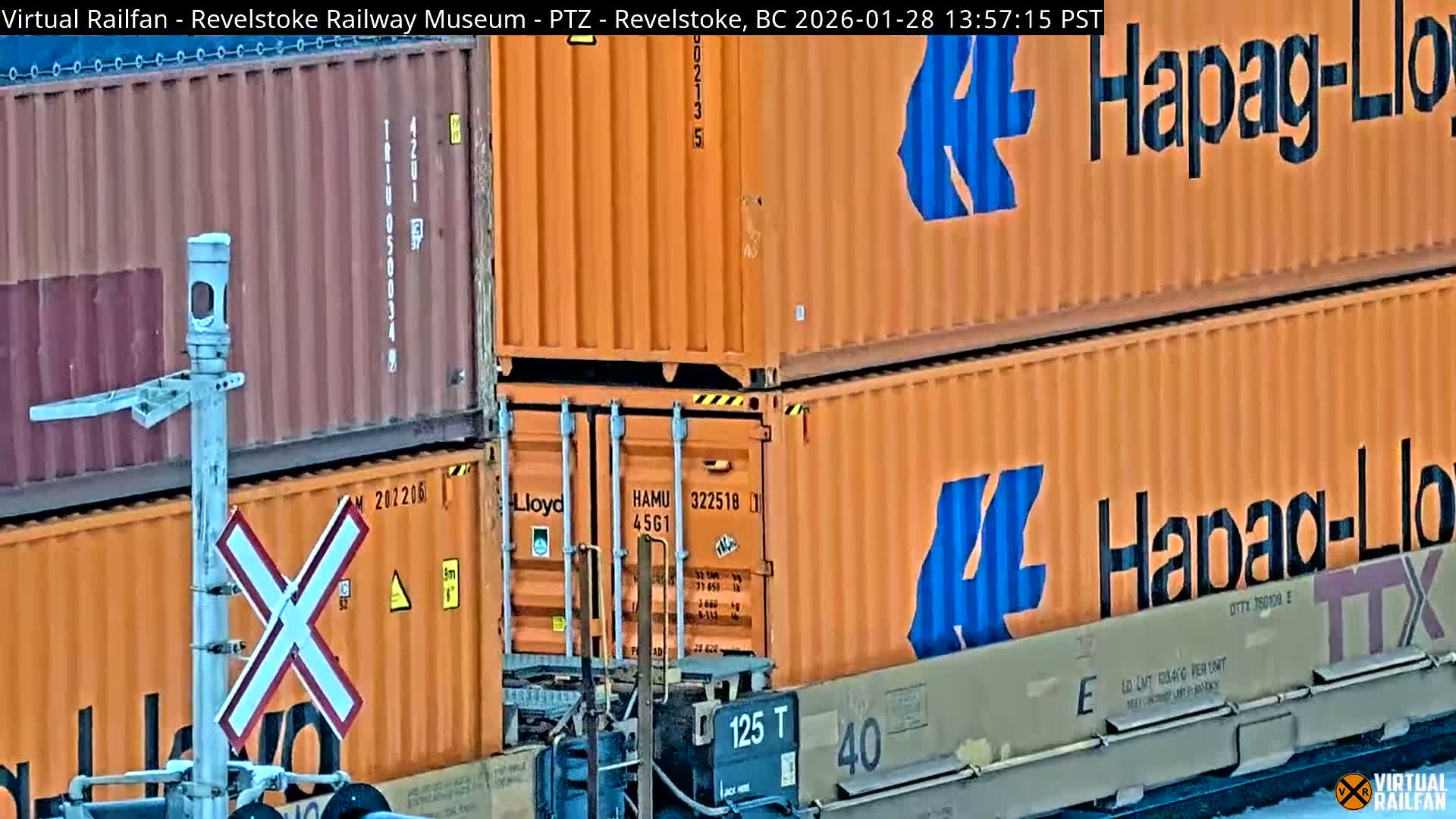 Revelstoke City & Canadian Pacific Railway Railroad Crossing Live Cam - Revelstoke, Columbia-Shuswap, British Columbia, Canada  PTZ | Virtual Railfan LIVE ! 2025-03-18 12:14