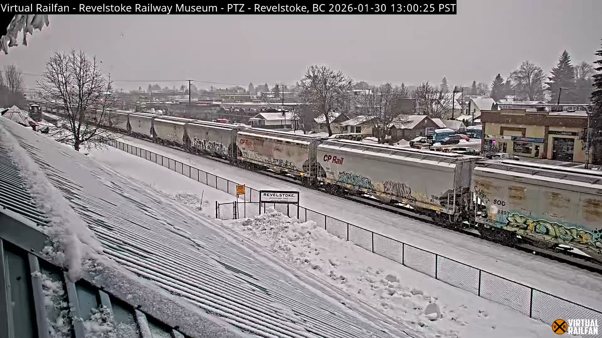 Revelstoke City & Canadian Pacific Railway Railroad Crossing Live Cam - Revelstoke, Columbia-Shuswap, British Columbia, Canada  PTZ | Virtual Railfan LIVE ! 2025-03-18 12:14