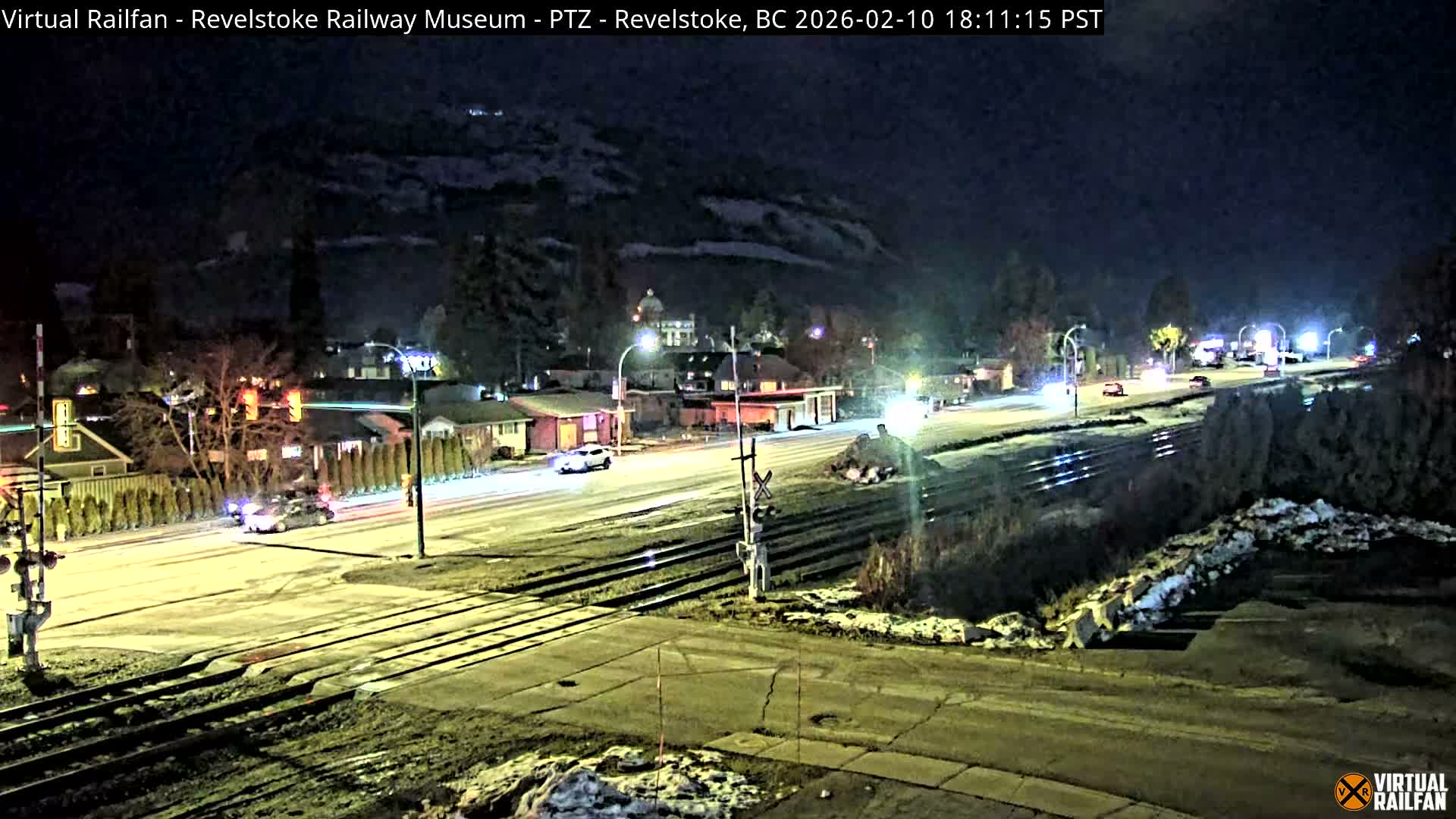 Revelstoke City & Canadian Pacific Railway Railroad Crossing Live Cam - Revelstoke, Columbia-Shuswap, British Columbia, Canada  PTZ | Virtual Railfan LIVE ! 2025-03-18 12:14