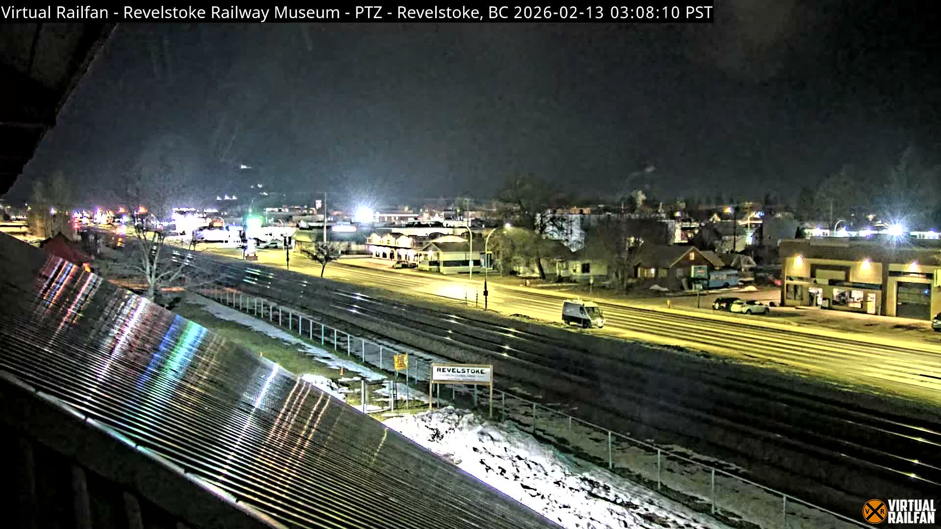 Revelstoke City & Canadian Pacific Railway Railroad Crossing Live Cam - Revelstoke, Columbia-Shuswap, British Columbia, Canada  PTZ | Virtual Railfan LIVE ! 2025-03-18 12:14