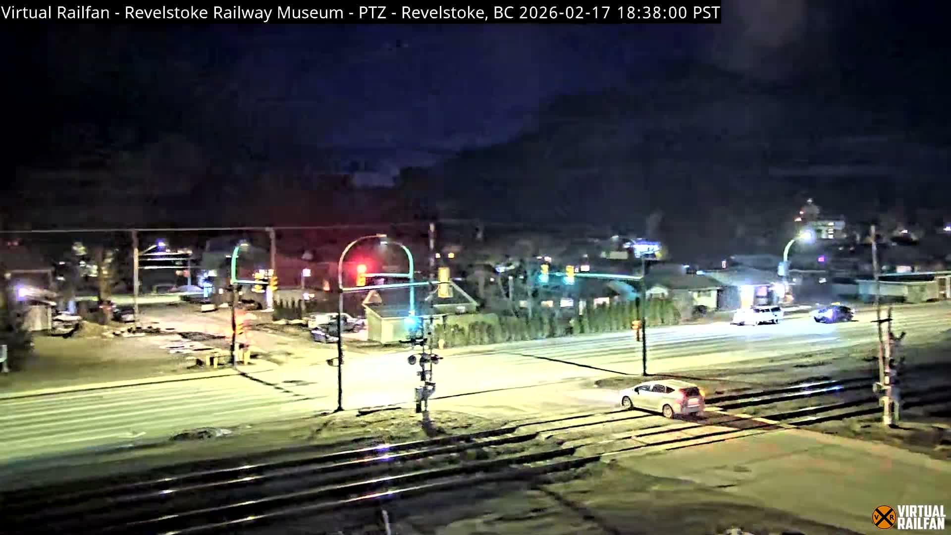 Revelstoke City & Canadian Pacific Railway Railroad Crossing Live Cam - Revelstoke, Columbia-Shuswap, British Columbia, Canada  PTZ | Virtual Railfan LIVE ! 2025-03-18 12:14