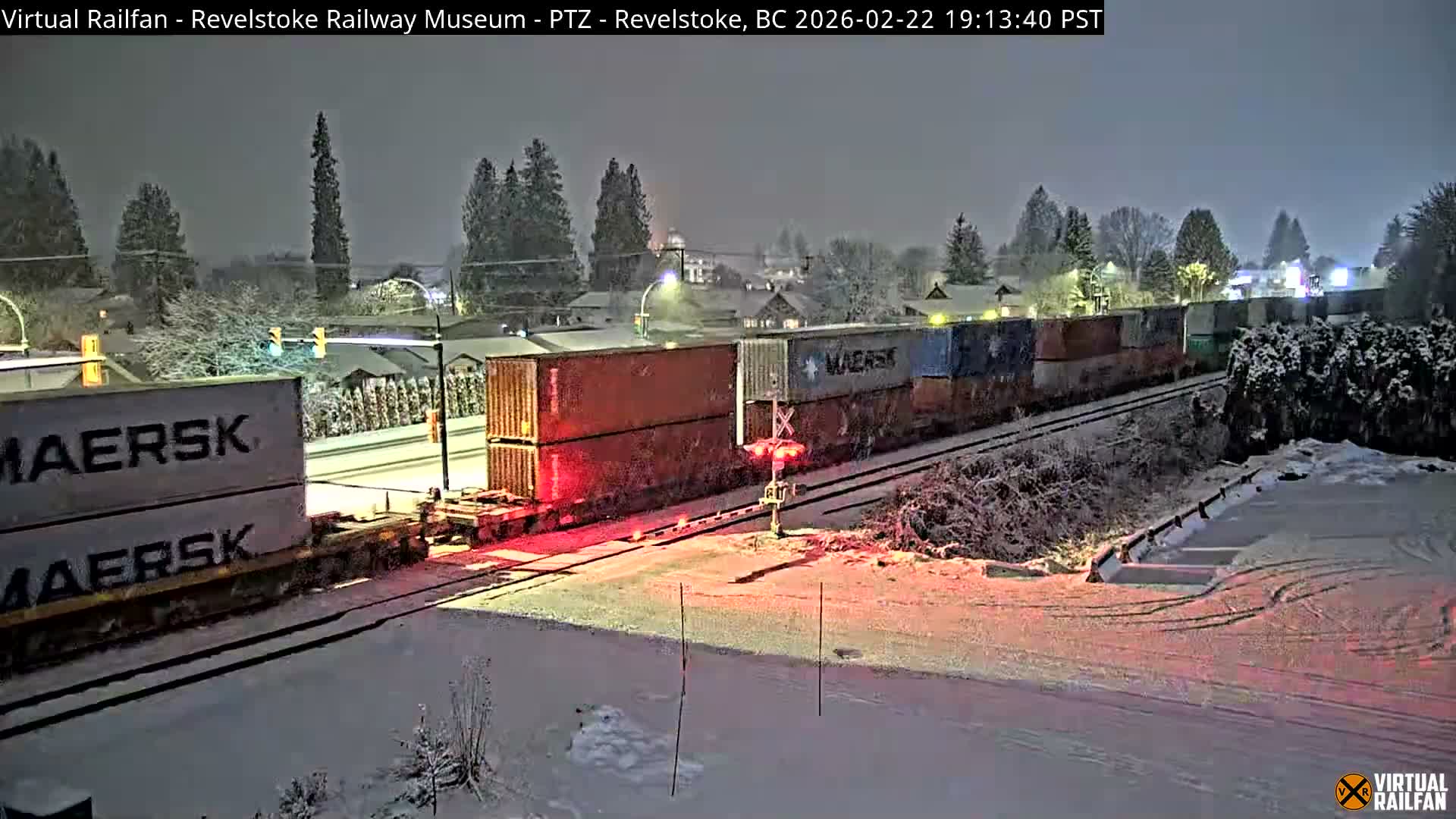 Revelstoke City & Canadian Pacific Railway Railroad Crossing Live Cam - Revelstoke, Columbia-Shuswap, British Columbia, Canada  PTZ | Virtual Railfan LIVE ! 2025-03-18 12:14