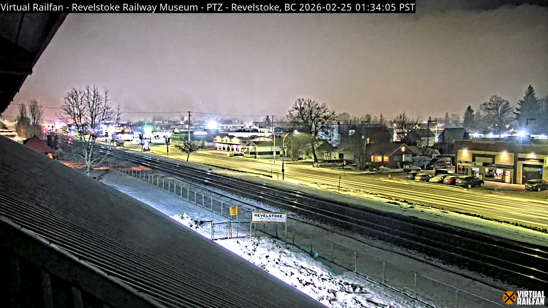 Revelstoke City & Canadian Pacific Railway Railroad Crossing Live Cam - Revelstoke, Columbia-Shuswap, British Columbia, Canada  PTZ | Virtual Railfan LIVE ! 2025-03-18 12:14