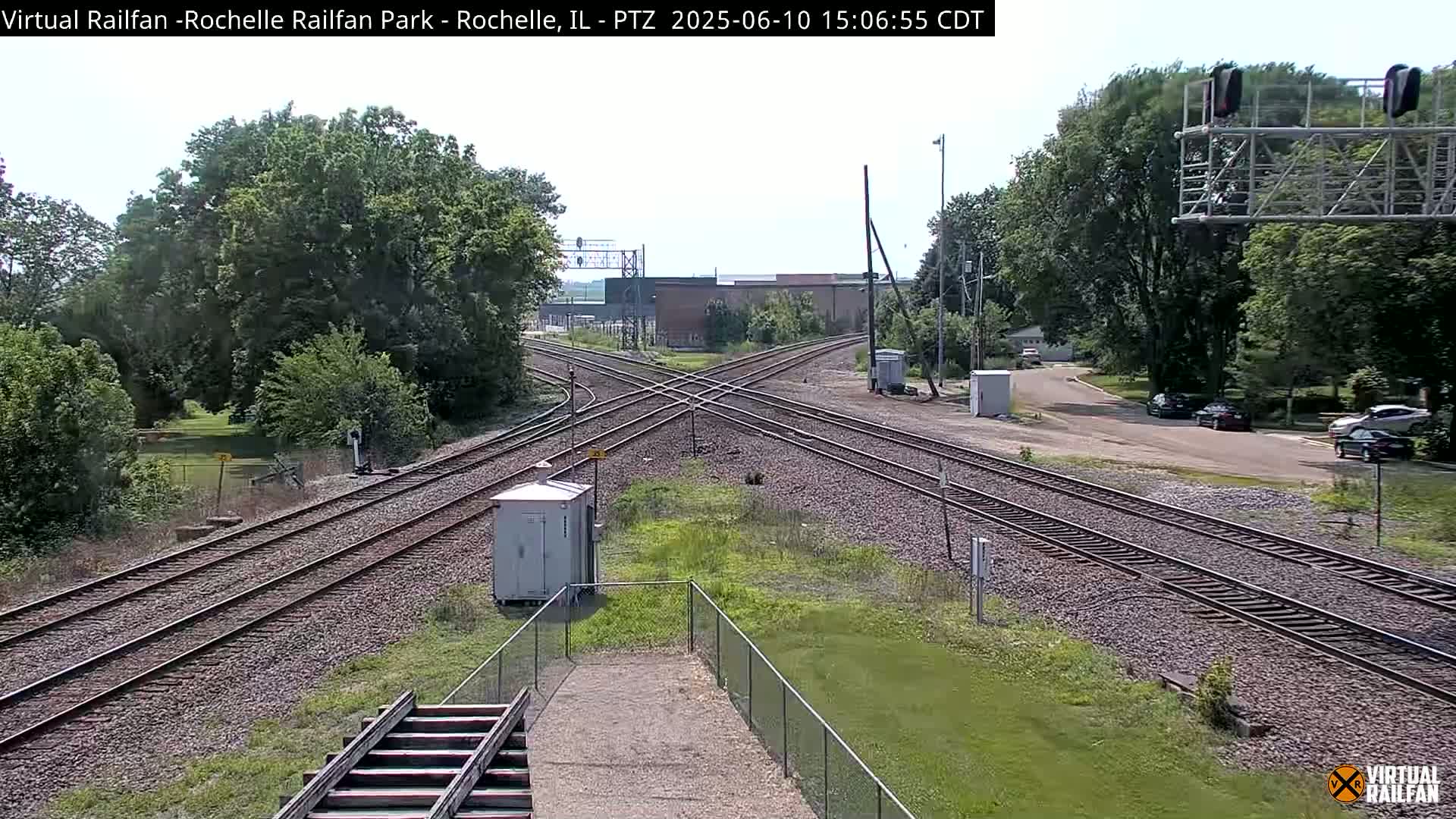 Rochelle Railfan Park Railroad Junction Live Cam - Rochelle, Ogle, Illinois, USA 