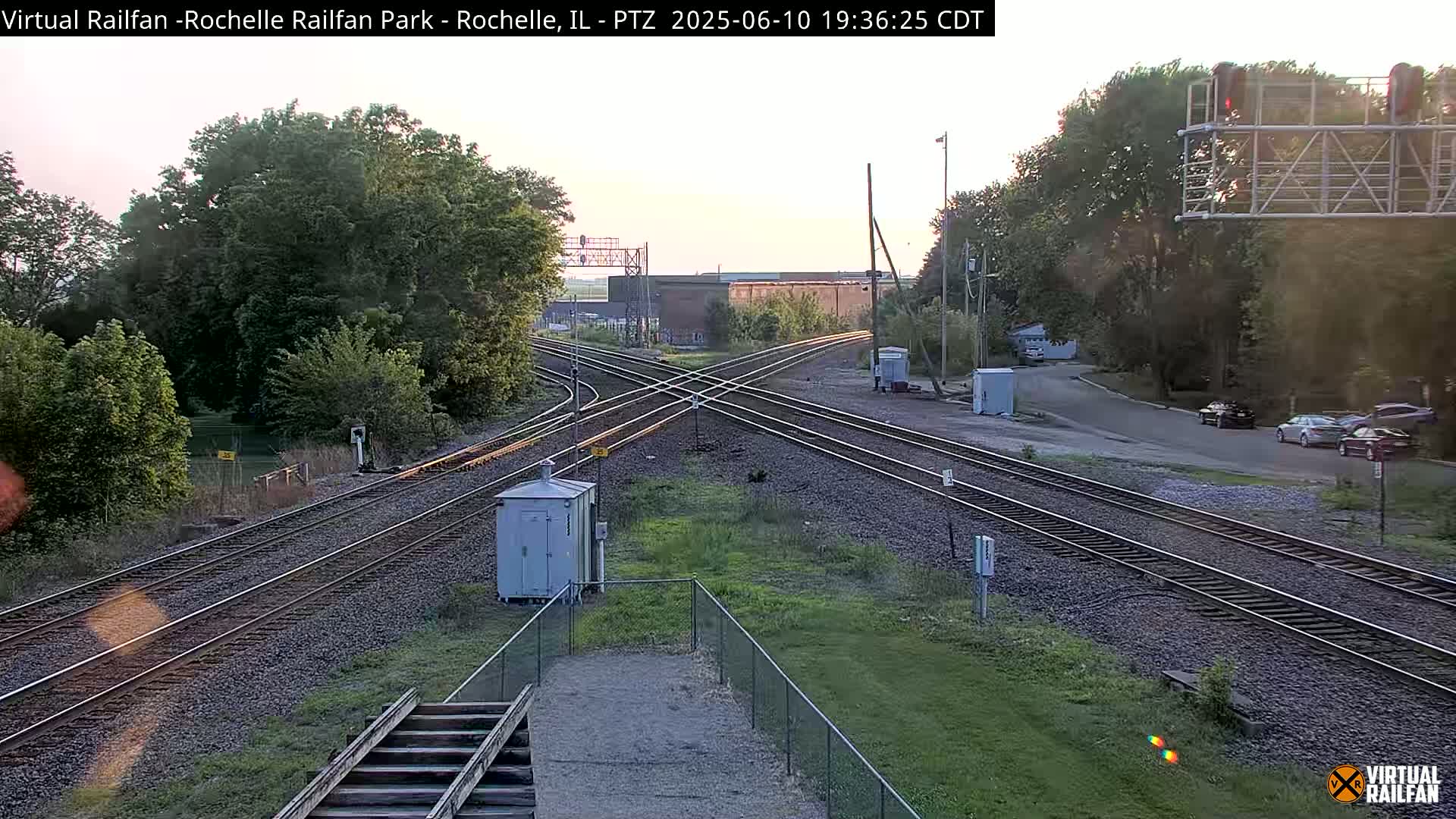 Rochelle Railfan Park Railroad Junction Live Cam - Rochelle, Ogle, Illinois, USA 