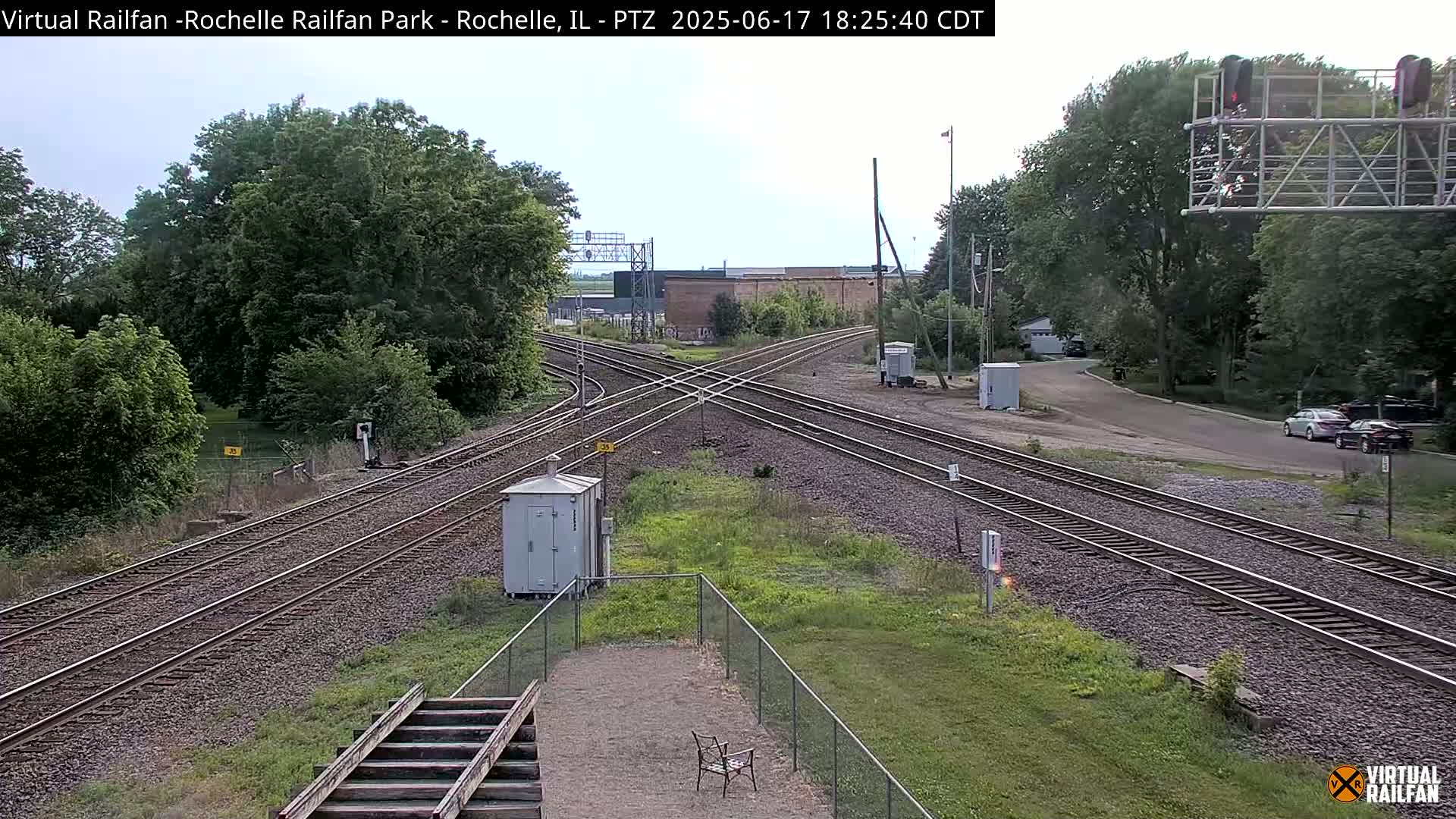 Rochelle Railfan Park Railroad Junction Live Cam - Rochelle, Ogle, Illinois, USA 