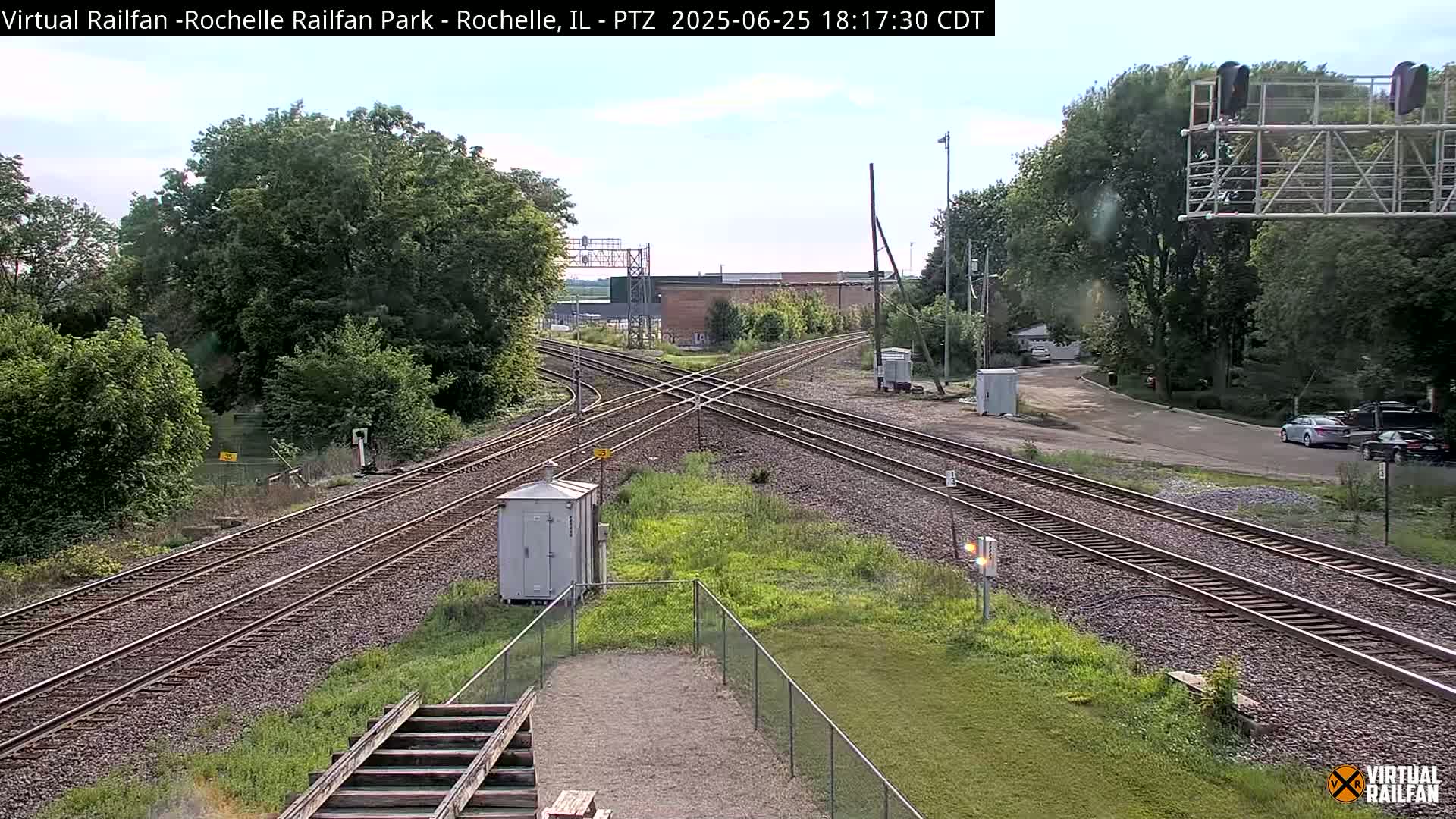 Rochelle Railfan Park Railroad Junction Live Cam - Rochelle, Ogle, Illinois, USA 