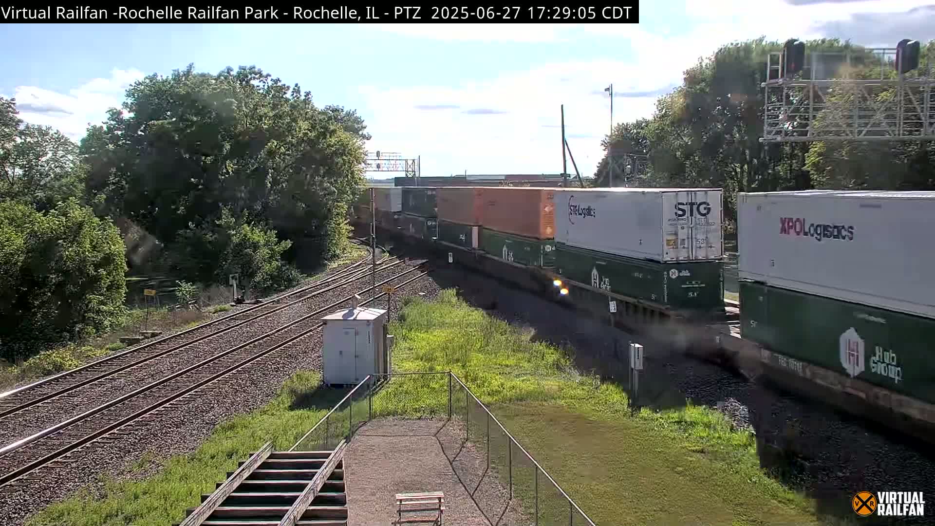 Rochelle Railfan Park Railroad Junction Live Cam - Rochelle, Ogle, Illinois, USA 