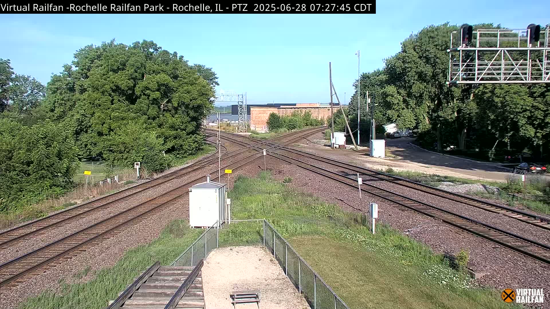 Rochelle Railfan Park Railroad Junction Live Cam - Rochelle, Ogle, Illinois, USA 