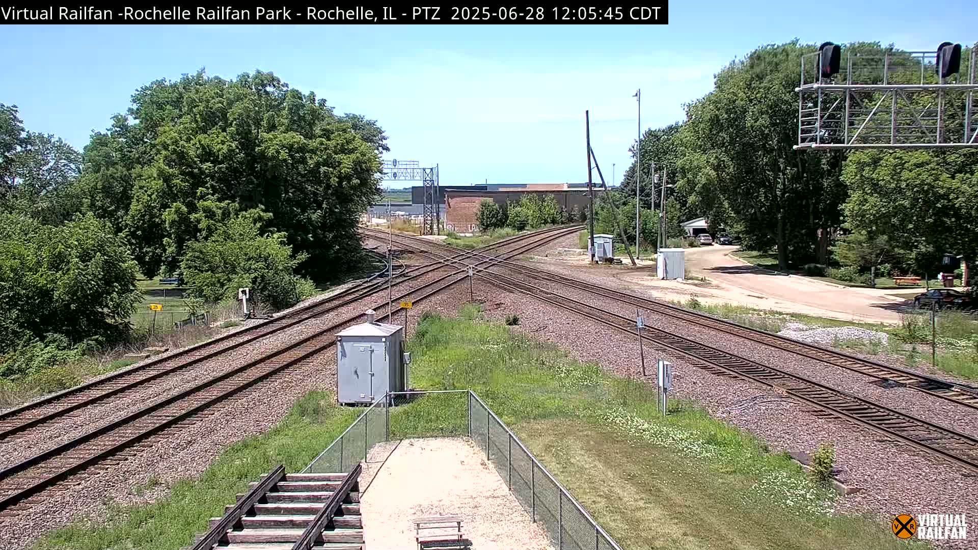 Rochelle Railfan Park Railroad Junction Live Cam - Rochelle, Ogle, Illinois, USA 