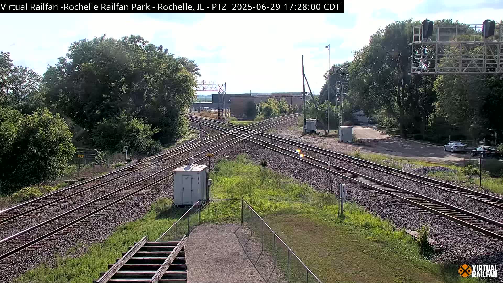 Rochelle Railfan Park Railroad Junction Live Cam - Rochelle, Ogle, Illinois, USA 