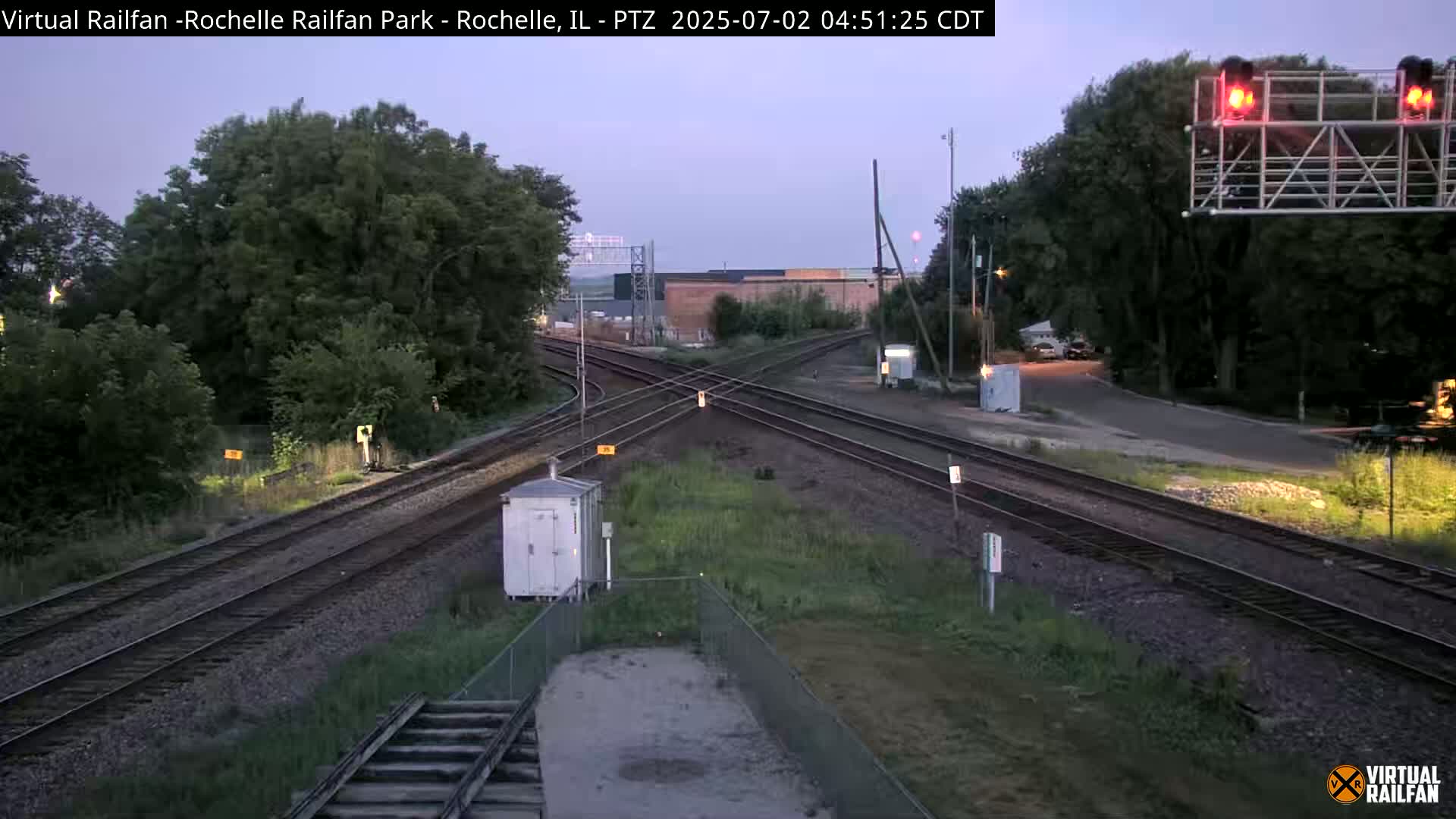 Rochelle Railfan Park Railroad Junction Live Cam - Rochelle, Ogle, Illinois, USA 