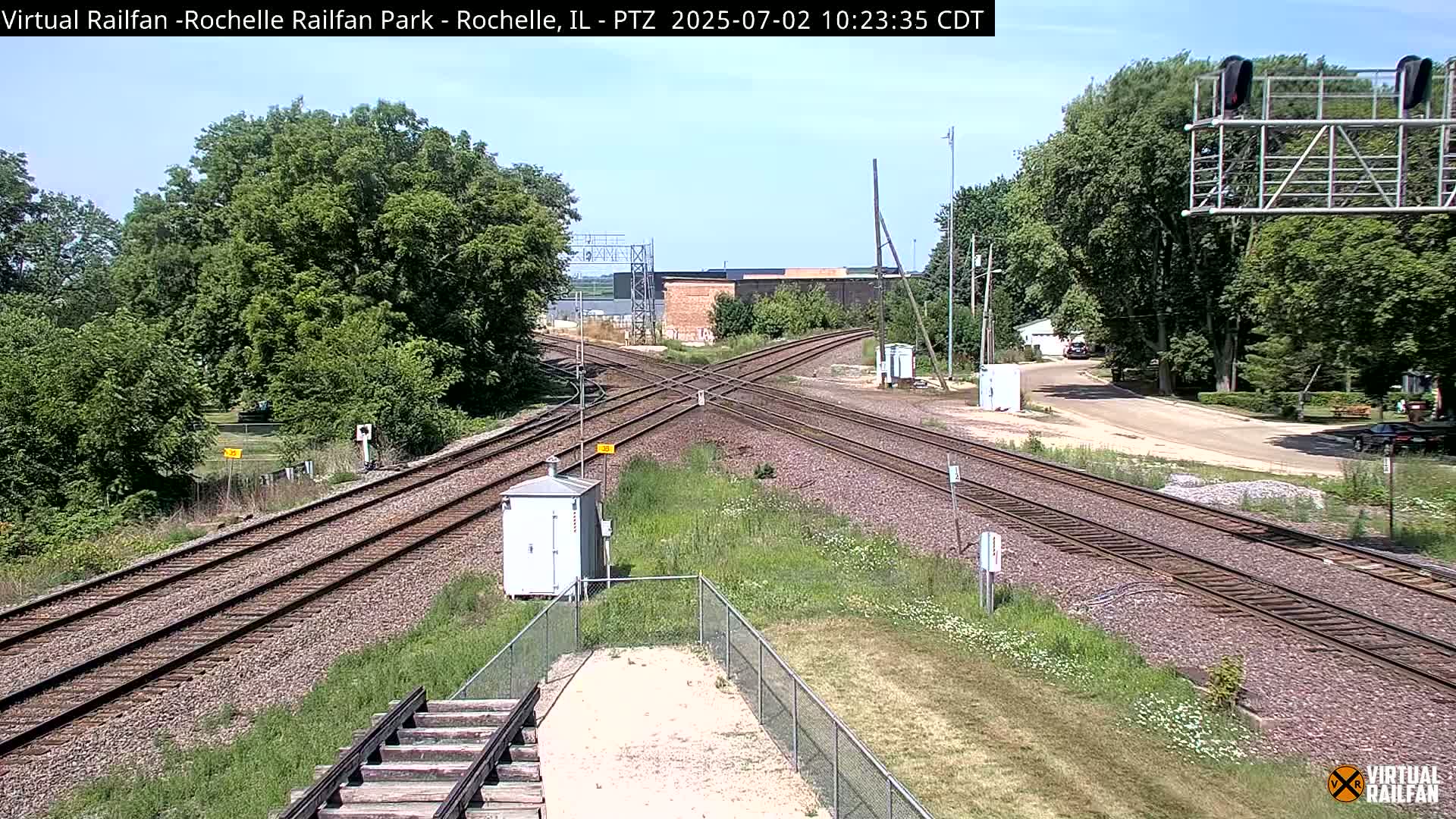 Rochelle Railfan Park Railroad Junction Live Cam - Rochelle, Ogle, Illinois, USA 