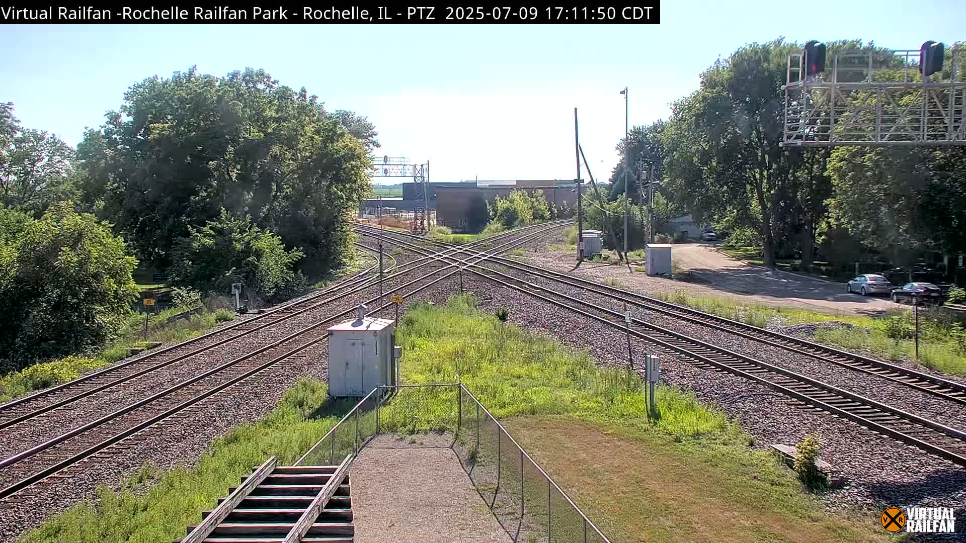 Rochelle Railfan Park Railroad Junction Live Cam - Rochelle, Ogle, Illinois, USA 