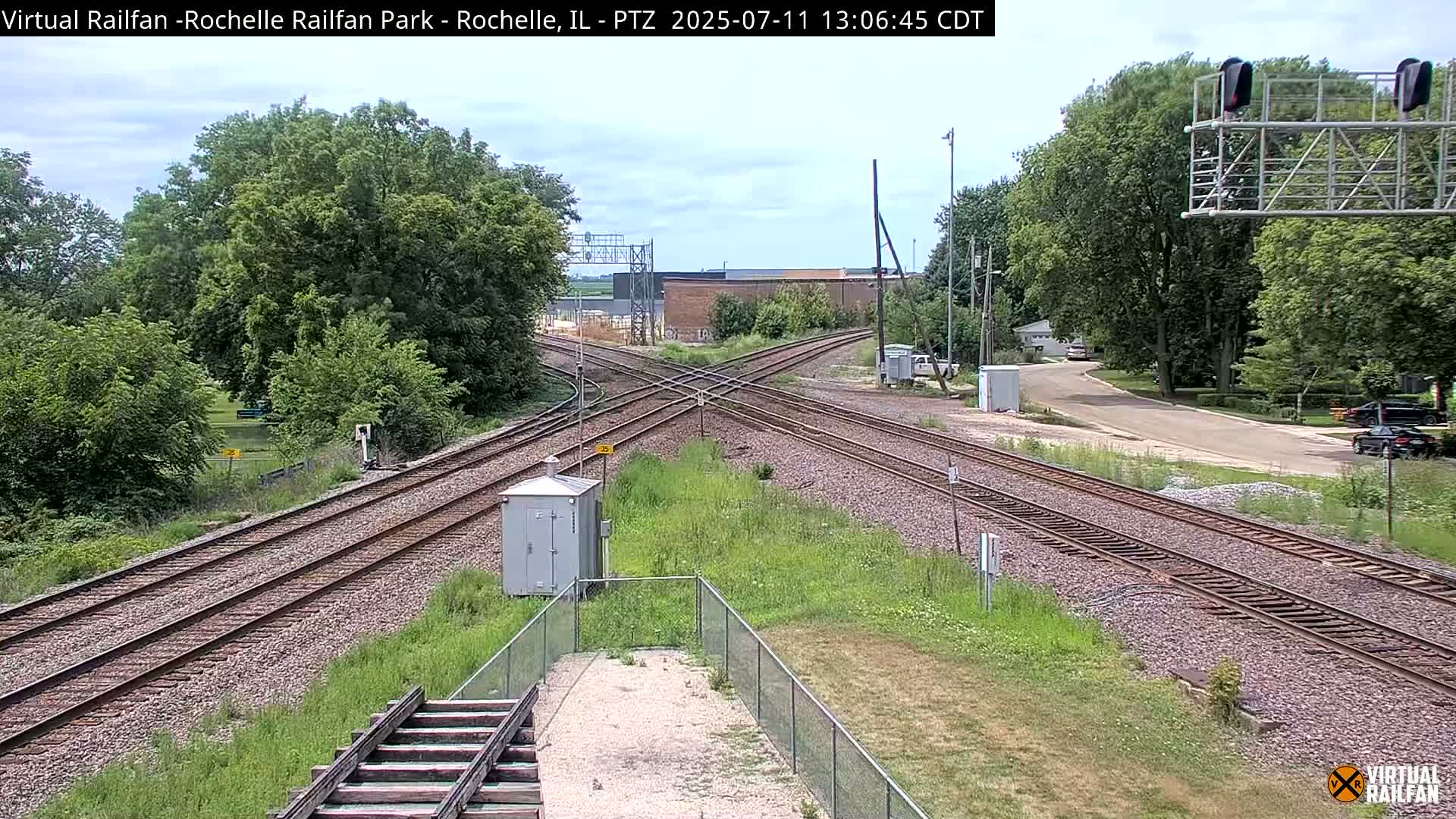 Rochelle Railfan Park Railroad Junction Live Cam - Rochelle, Ogle, Illinois, USA 