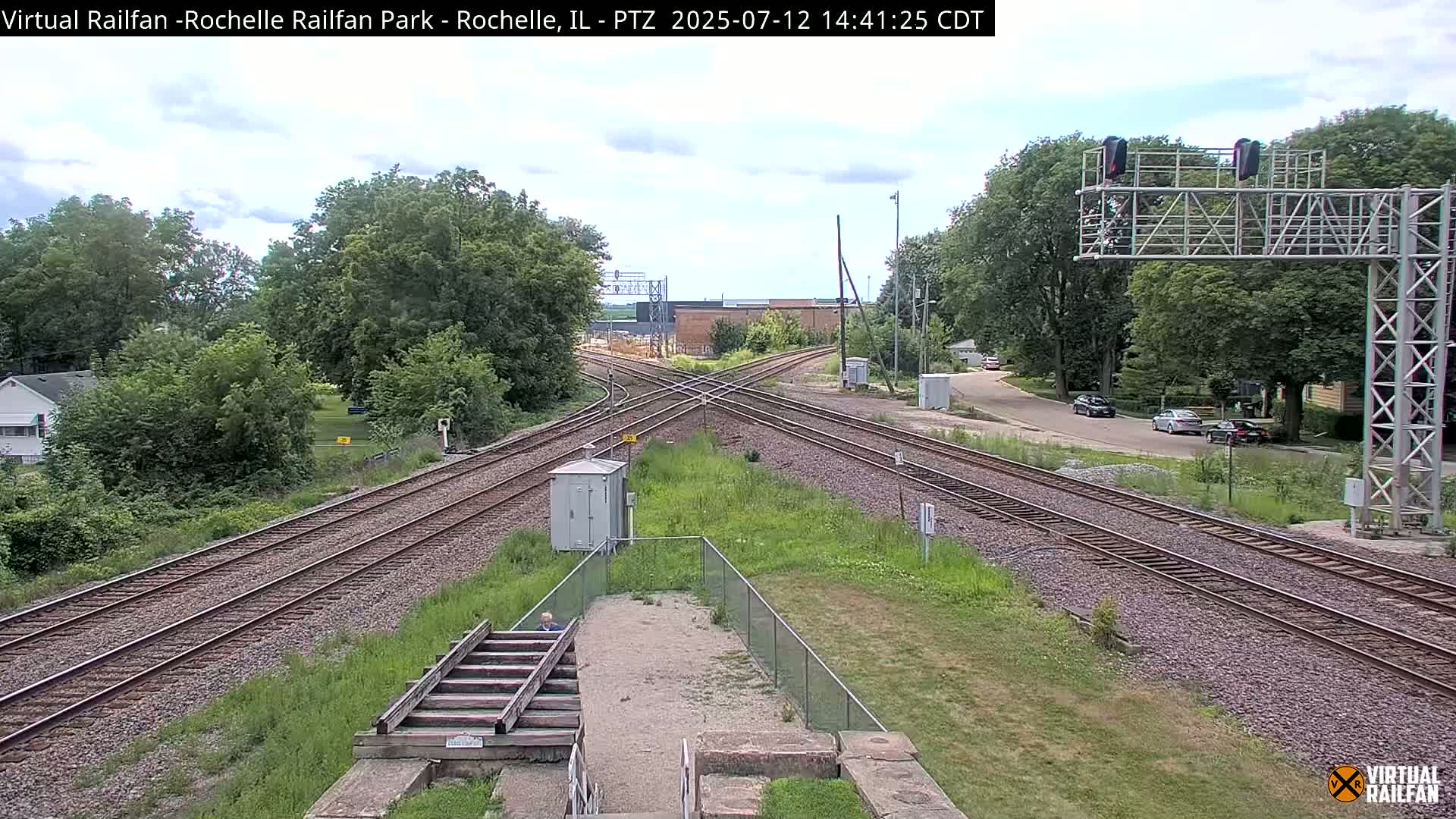 Rochelle Railfan Park Railroad Junction Live Cam - Rochelle, Ogle, Illinois, USA 
