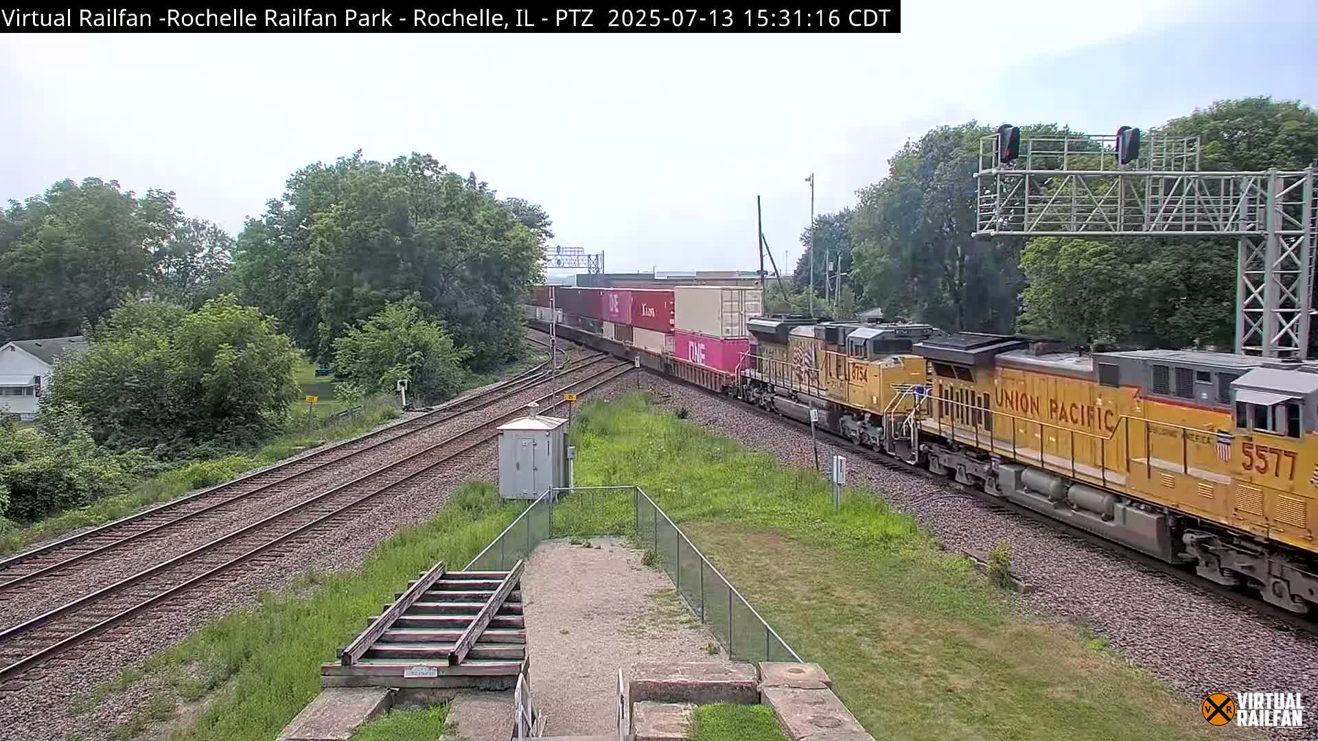 Rochelle Railfan Park Railroad Junction Live Cam - Rochelle, Ogle, Illinois, USA 