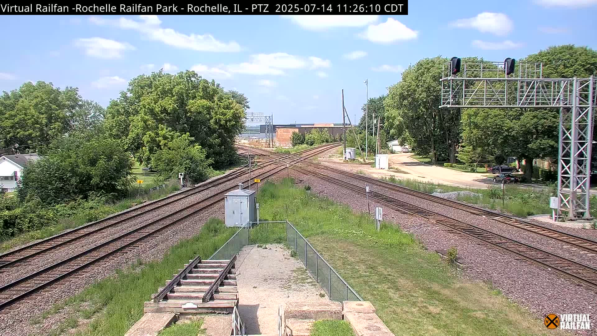 Rochelle Railfan Park Railroad Junction Live Cam - Rochelle, Ogle, Illinois, USA 
