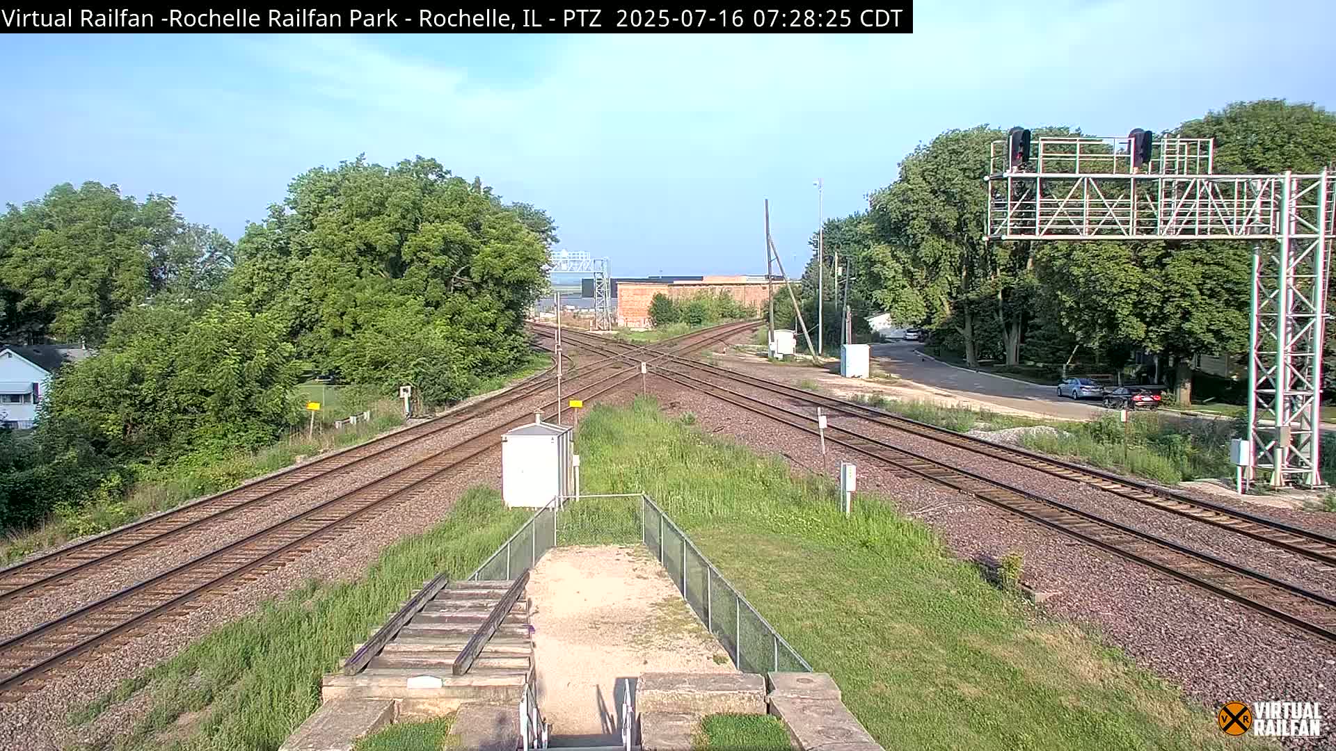 Rochelle Railfan Park Railroad Junction Live Cam - Rochelle, Ogle, Illinois, USA 