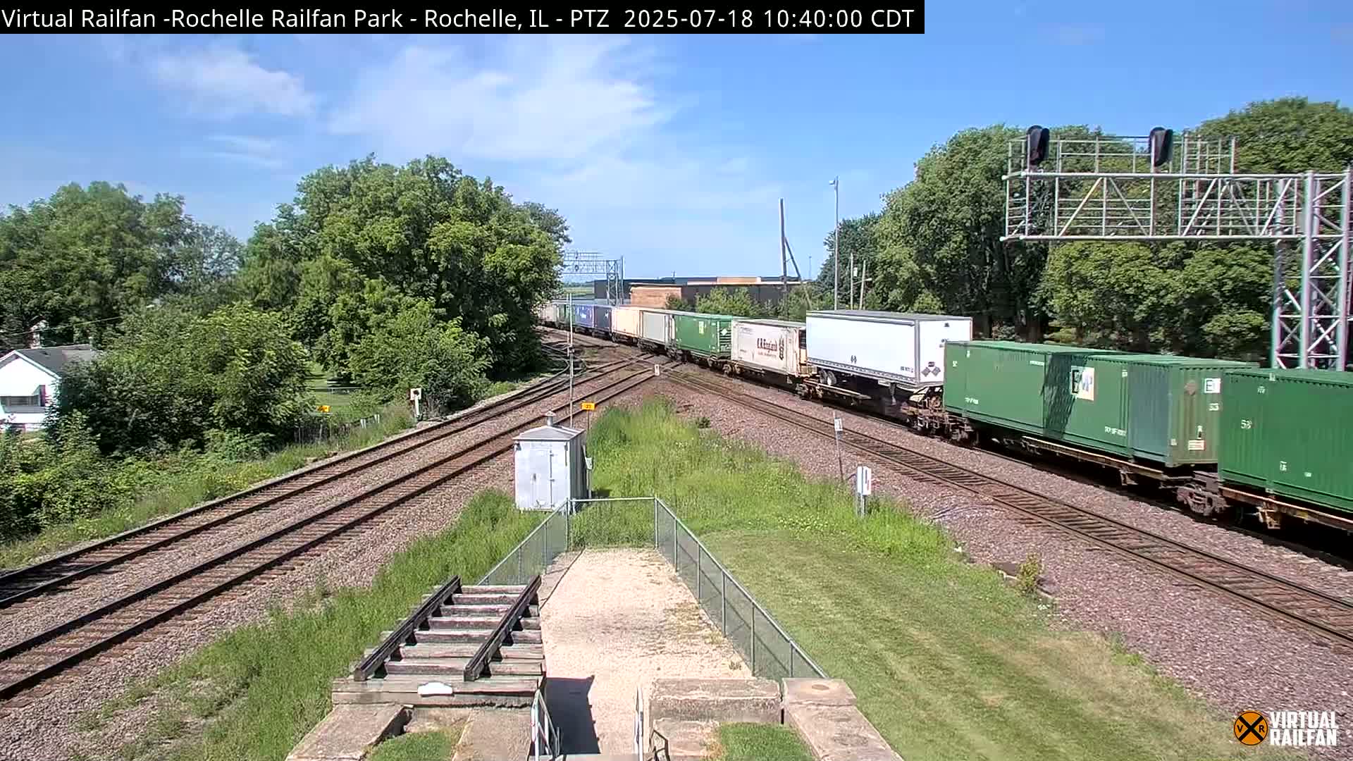 Rochelle Railfan Park Railroad Junction Live Cam - Rochelle, Ogle, Illinois, USA 