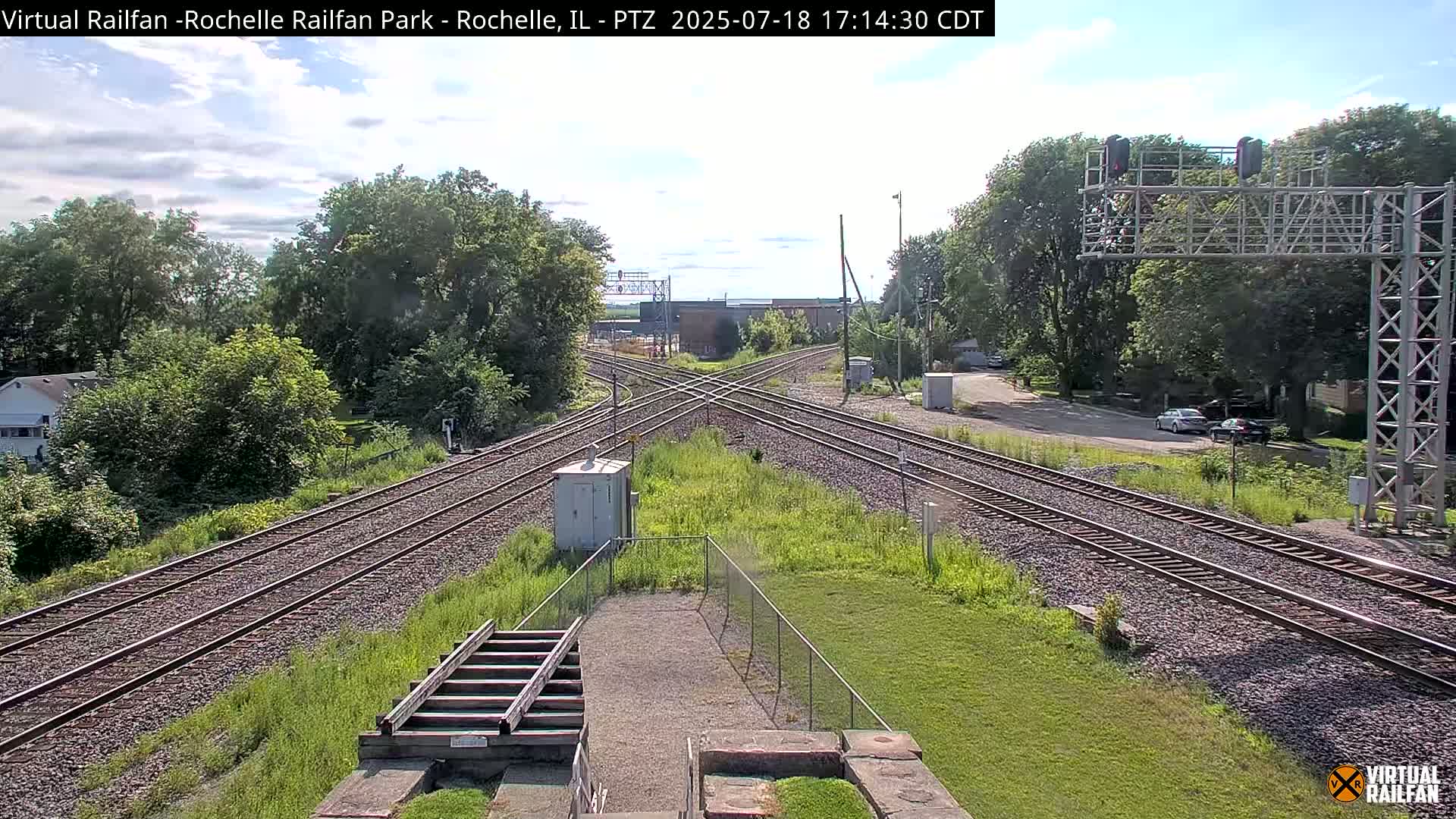 Rochelle Railfan Park Railroad Junction Live Cam - Rochelle, Ogle, Illinois, USA 