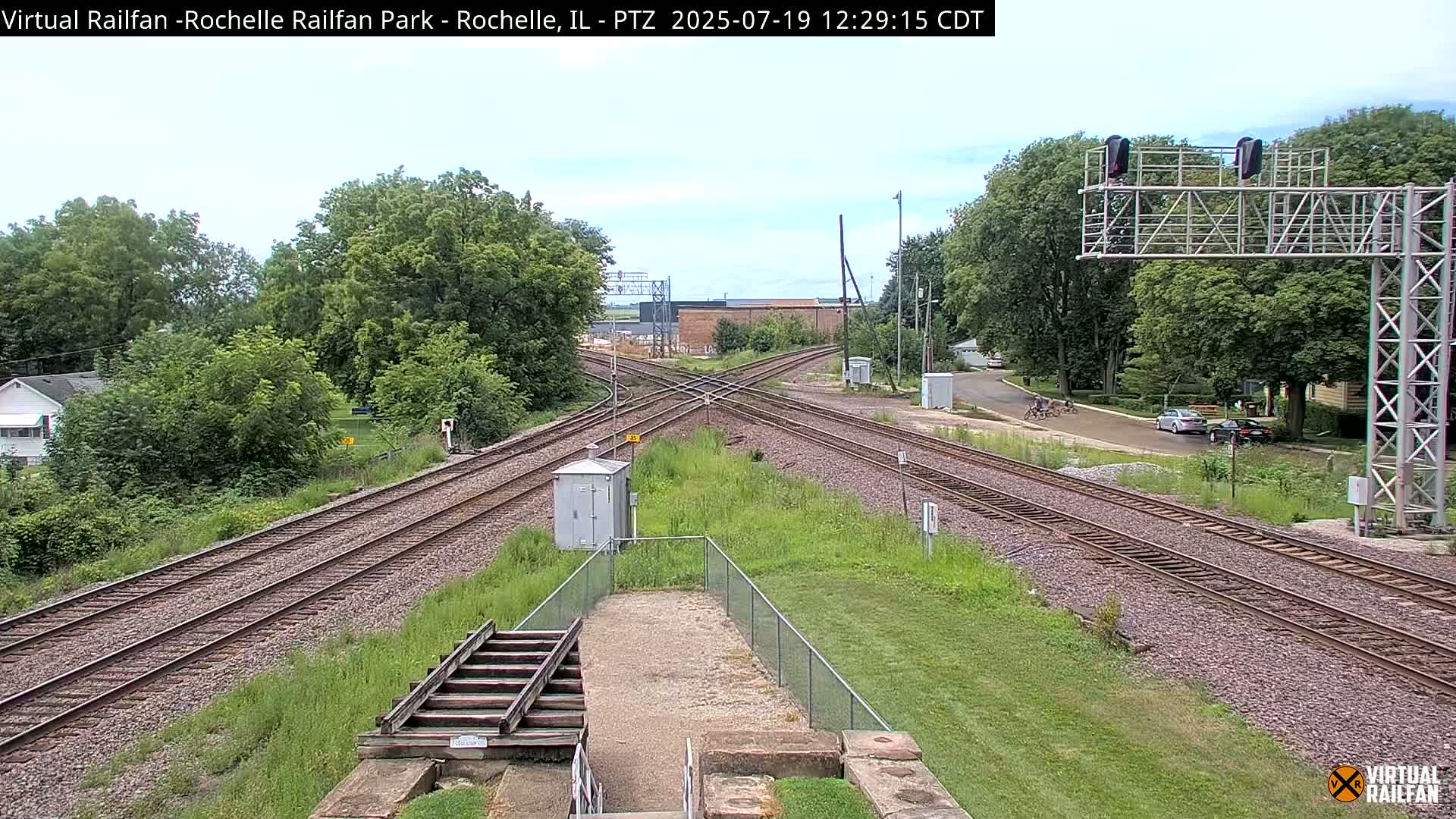 Rochelle Railfan Park Railroad Junction Live Cam - Rochelle, Ogle, Illinois, USA 