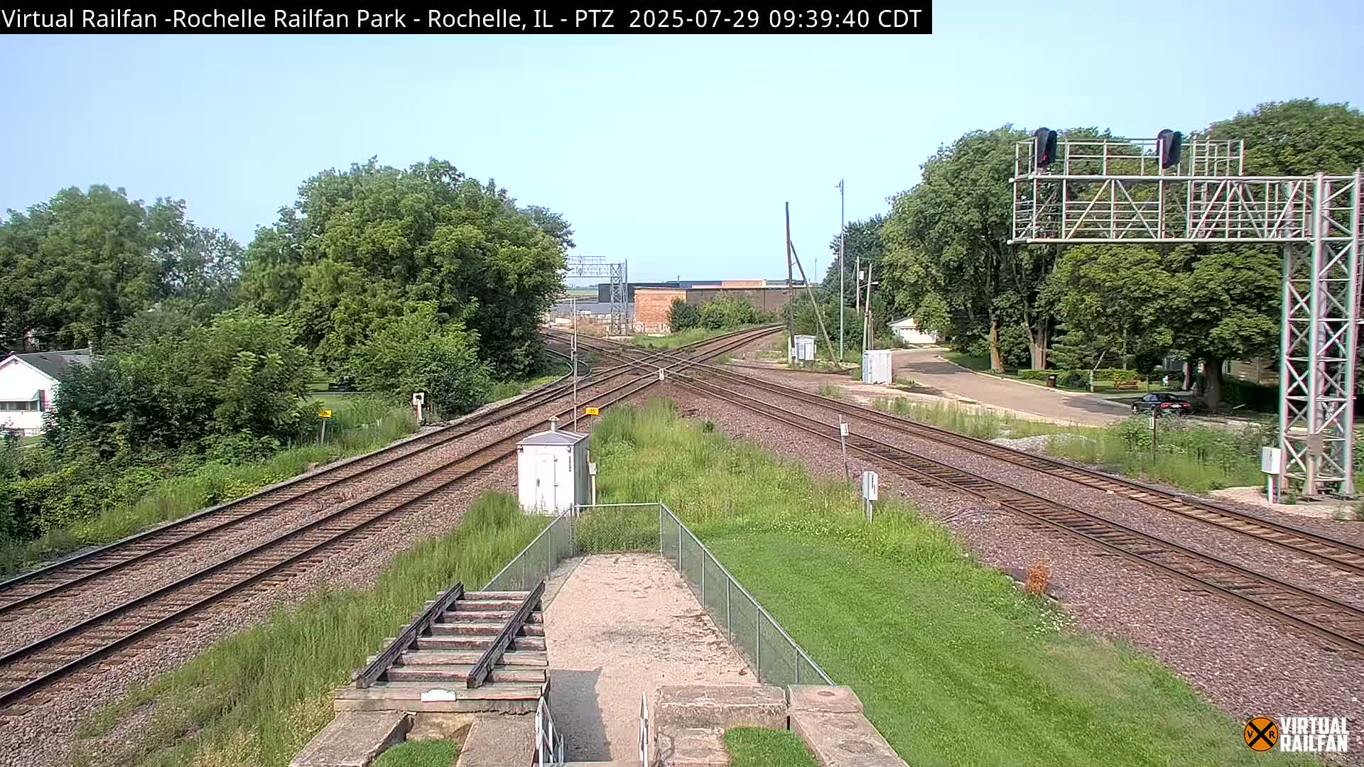 Rochelle Railfan Park Railroad Junction Live Cam - Rochelle, Ogle, Illinois, USA 