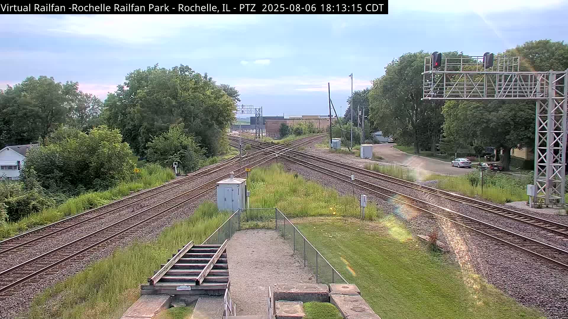 Rochelle Railfan Park Railroad Junction Live Cam - Rochelle, Ogle, Illinois, USA