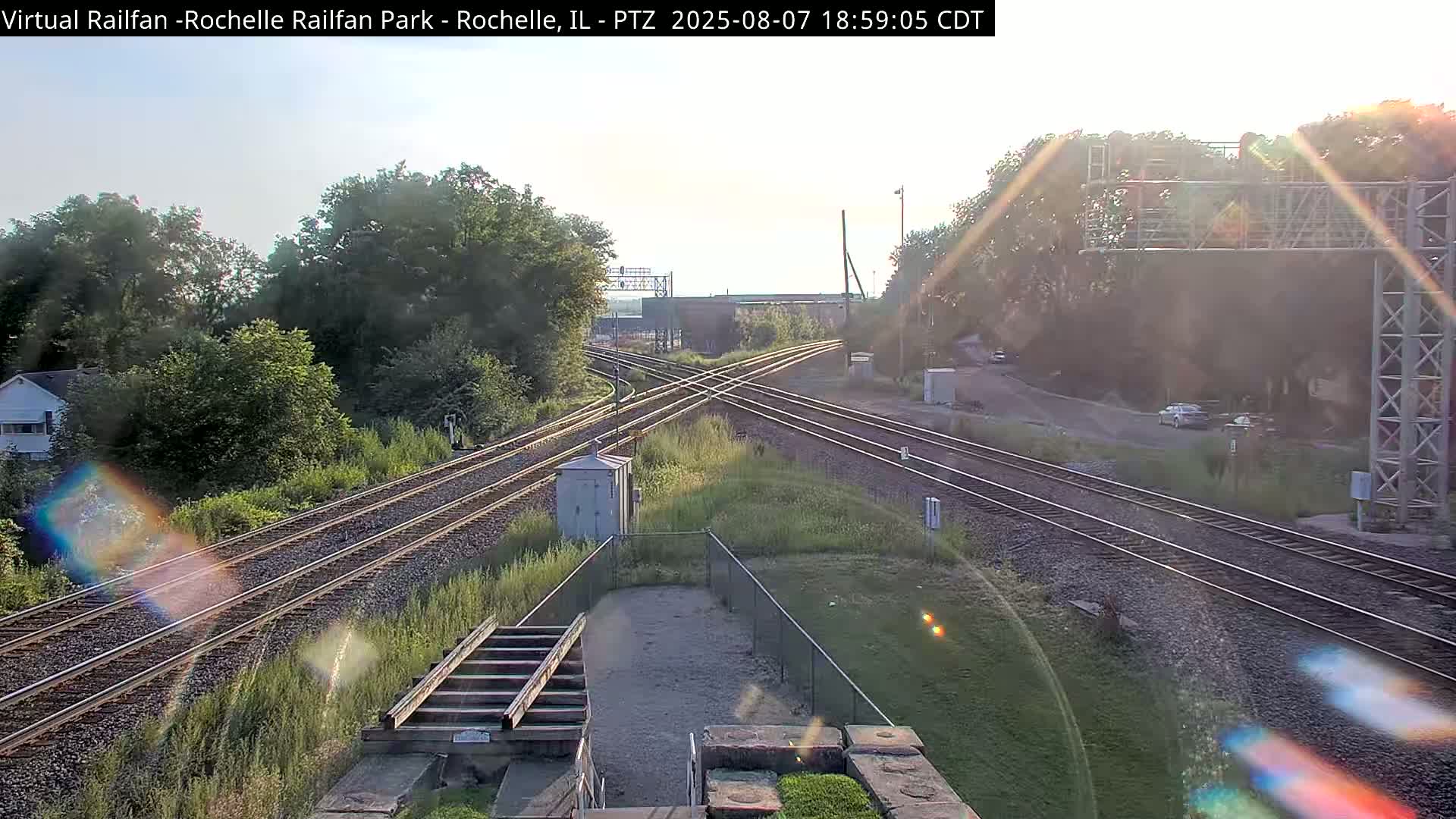 Rochelle Railfan Park Railroad Junction Live Cam - Rochelle, Ogle, Illinois, USA 