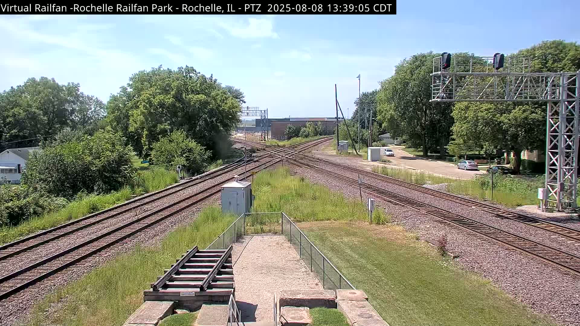 Rochelle Railfan Park Railroad Junction Live Cam - Rochelle, Ogle, Illinois, USA 