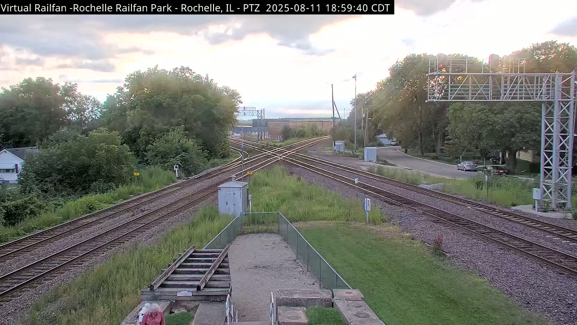 Rochelle Railfan Park Railroad Junction Live Cam - Rochelle, Ogle, Illinois, USA 