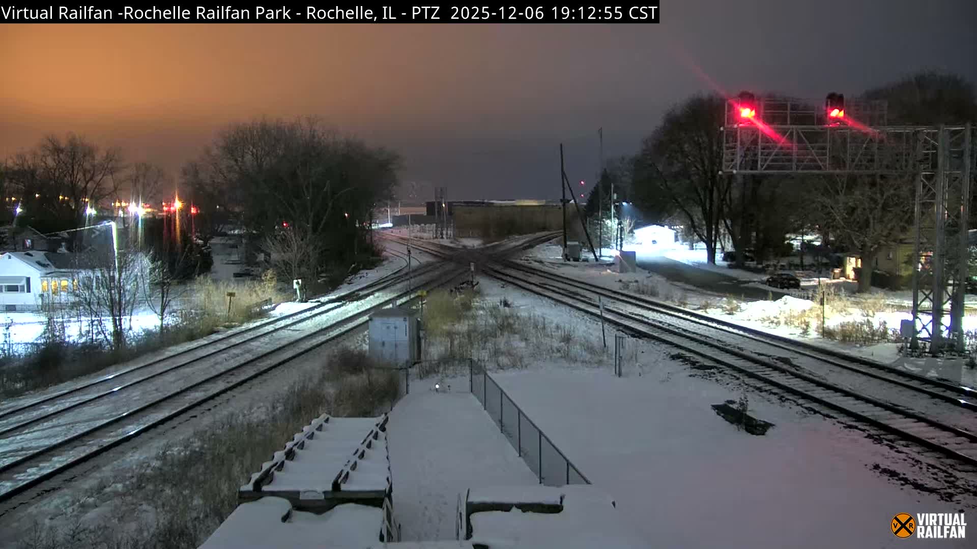 Rochelle Railfan Park Railroad Junction Live Cam - Rochelle, Ogle, Illinois, USA 