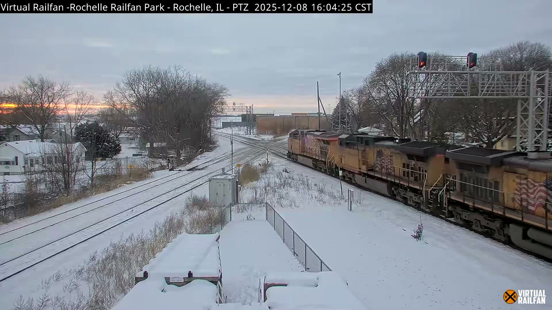 Rochelle Railfan Park Railroad Junction Live Cam - Rochelle, Ogle, Illinois, USA 