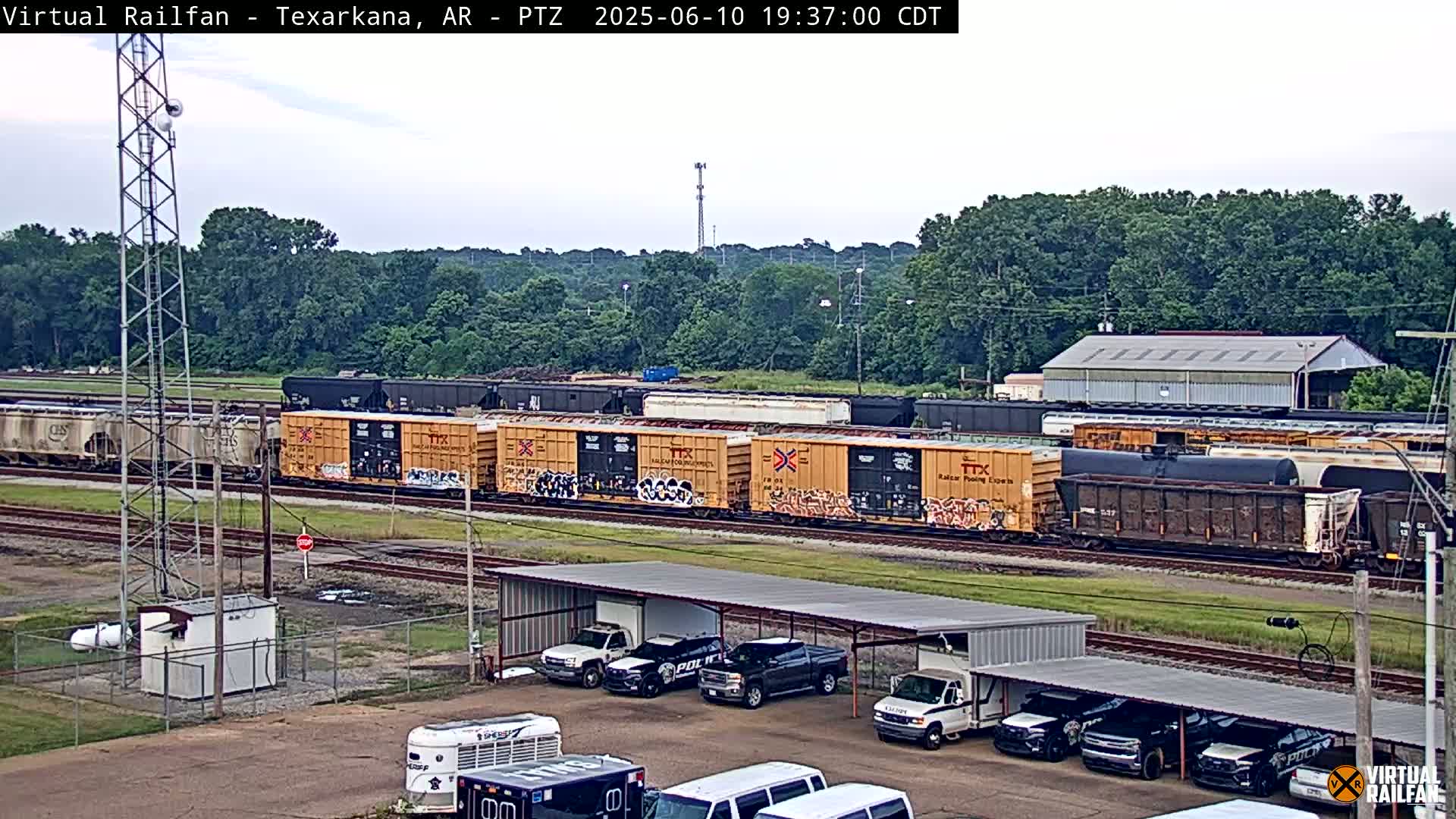 Texarkana Train Depot & Railroad Crossing Live Cam - Texarkana,Miller, Arkansas, USA 