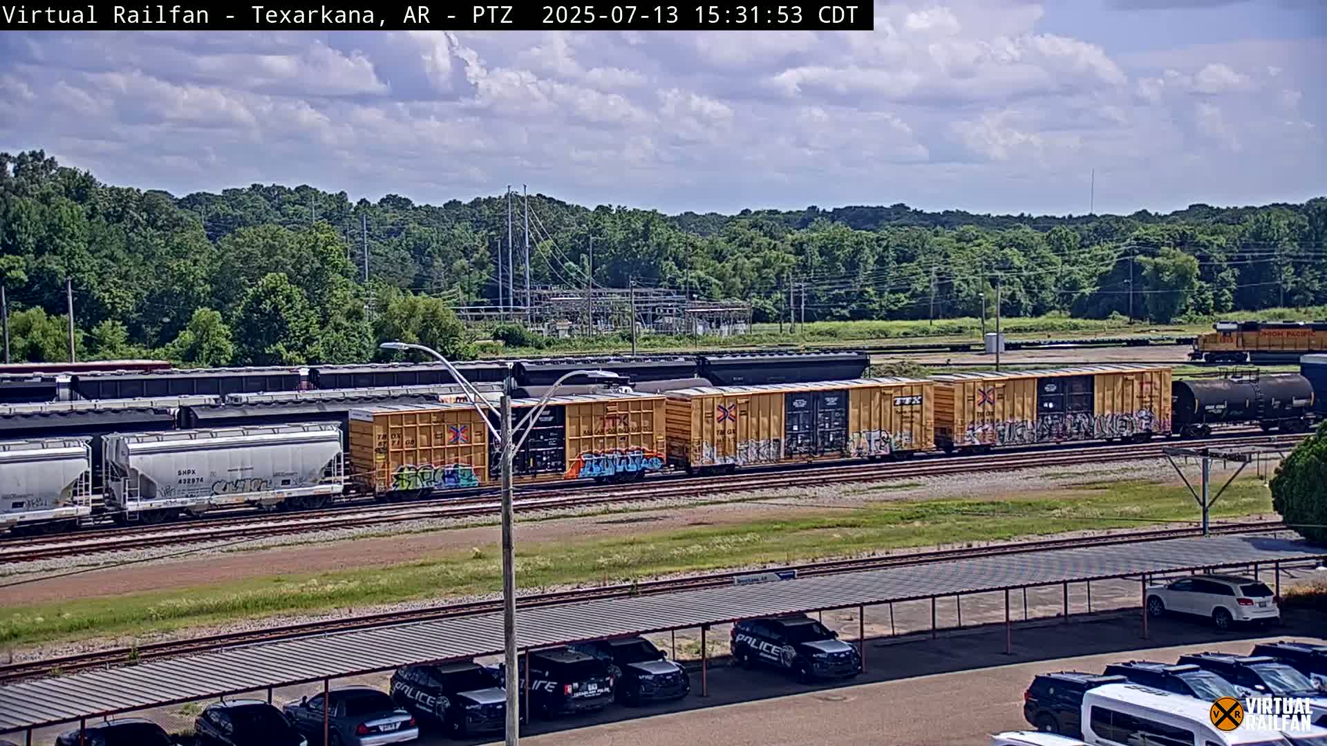 Texarkana Train Depot & Railroad Crossing Live Cam - Texarkana,Miller, Arkansas, USA 